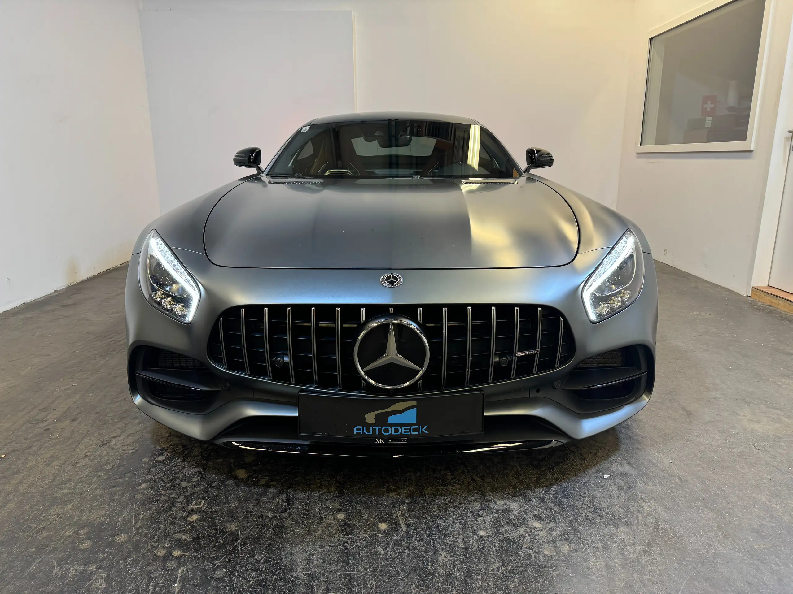 Mercedes-Benz - AMG GT