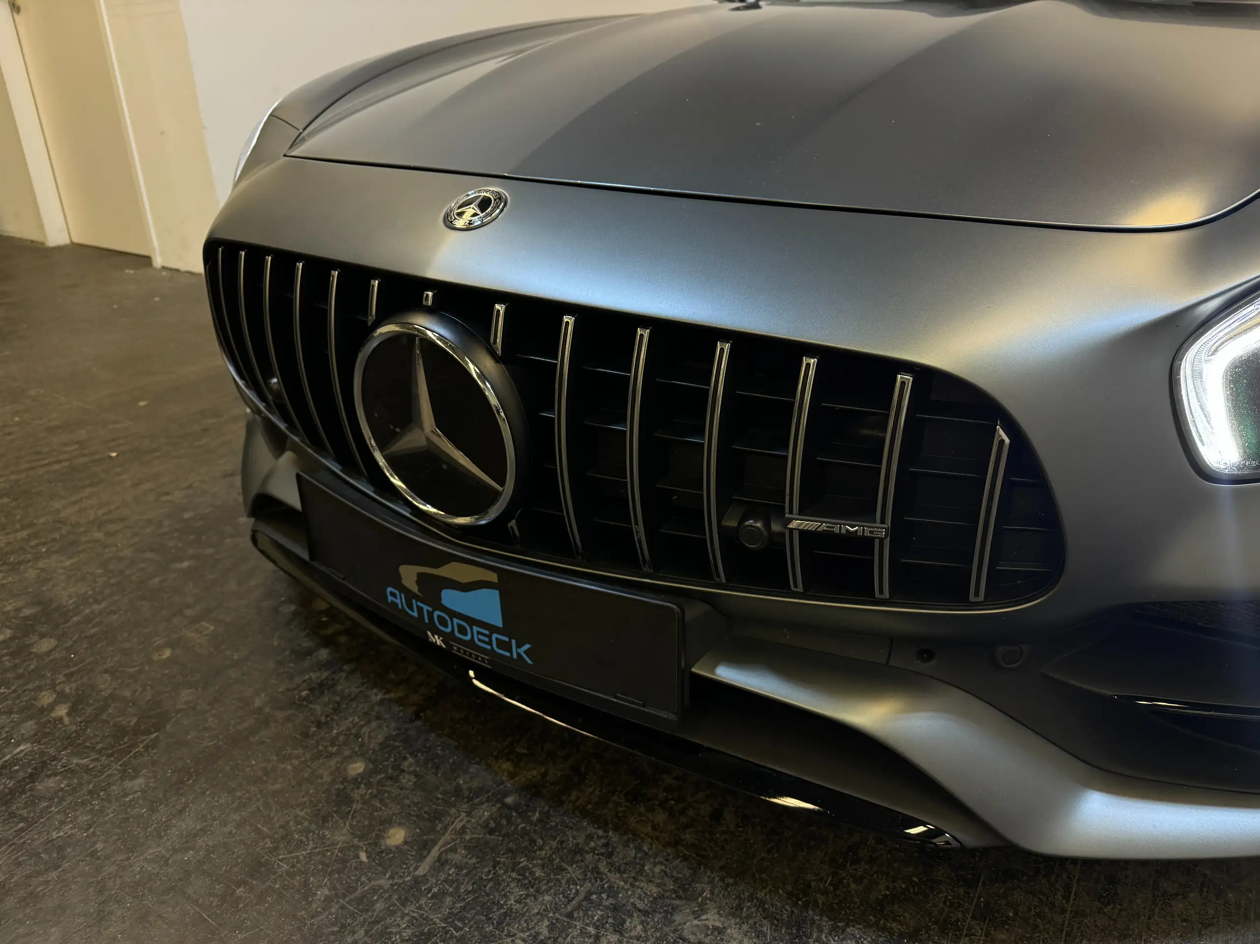 Mercedes-Benz - AMG GT