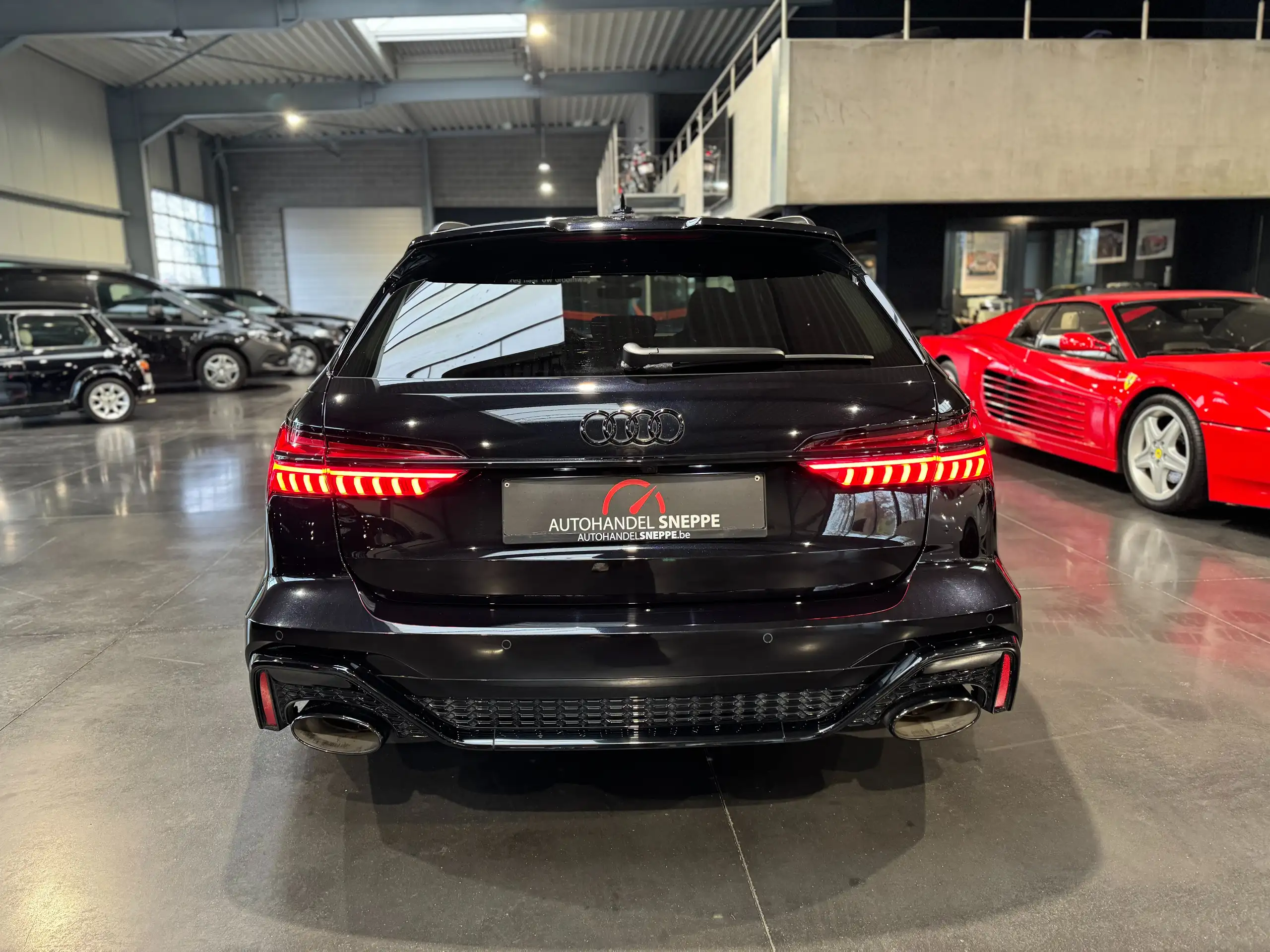 Audi - RS6