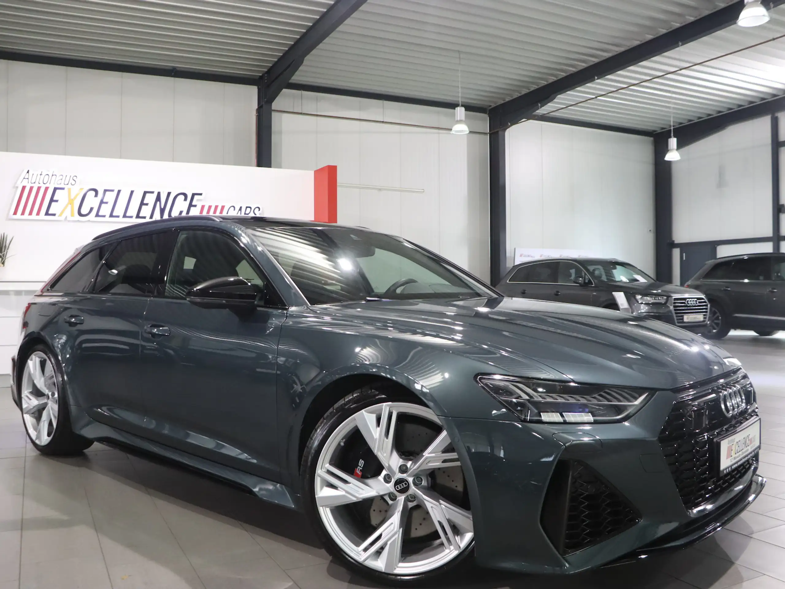 Audi - RS6