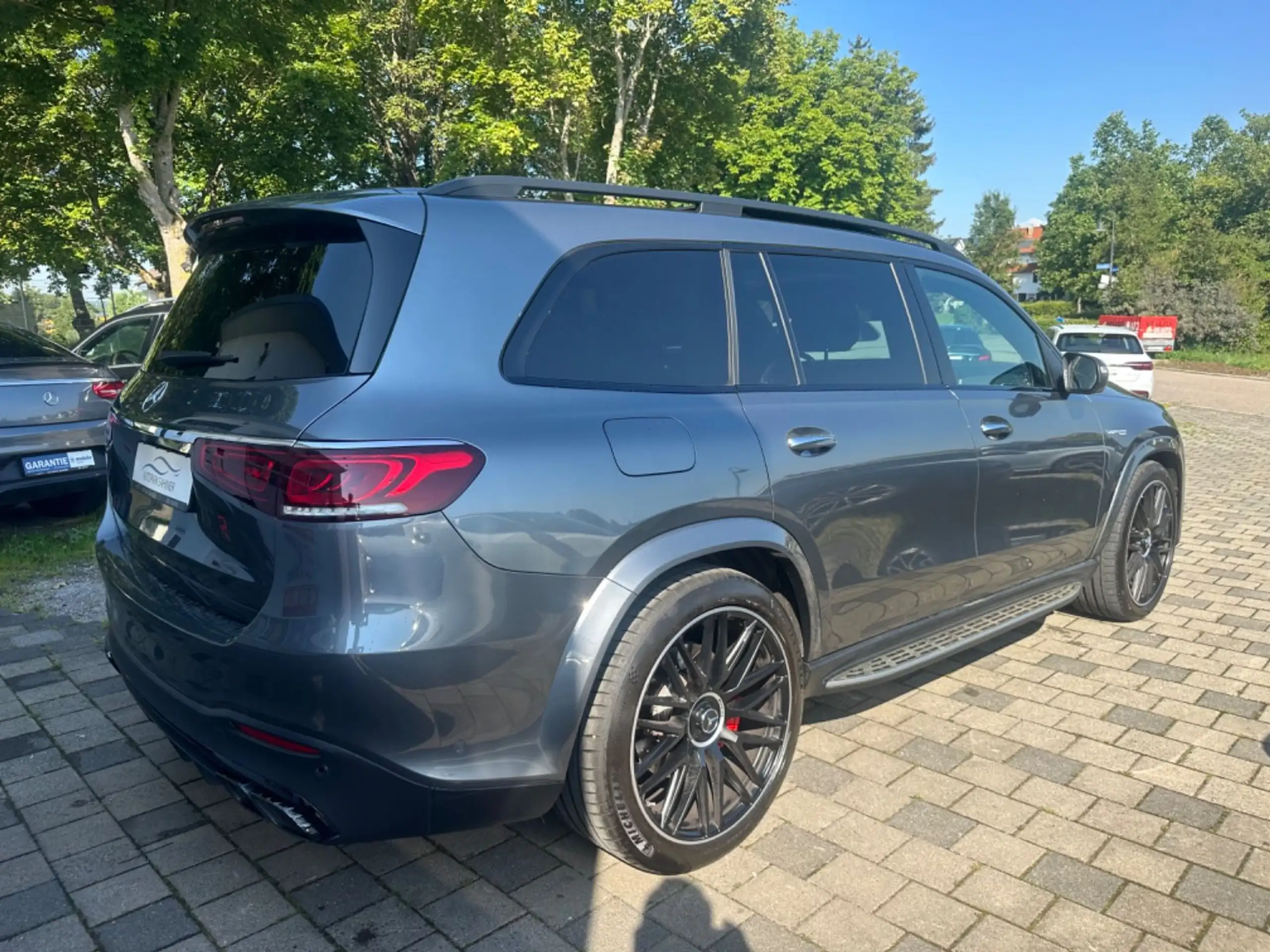 Mercedes-Benz - GLS 63 AMG