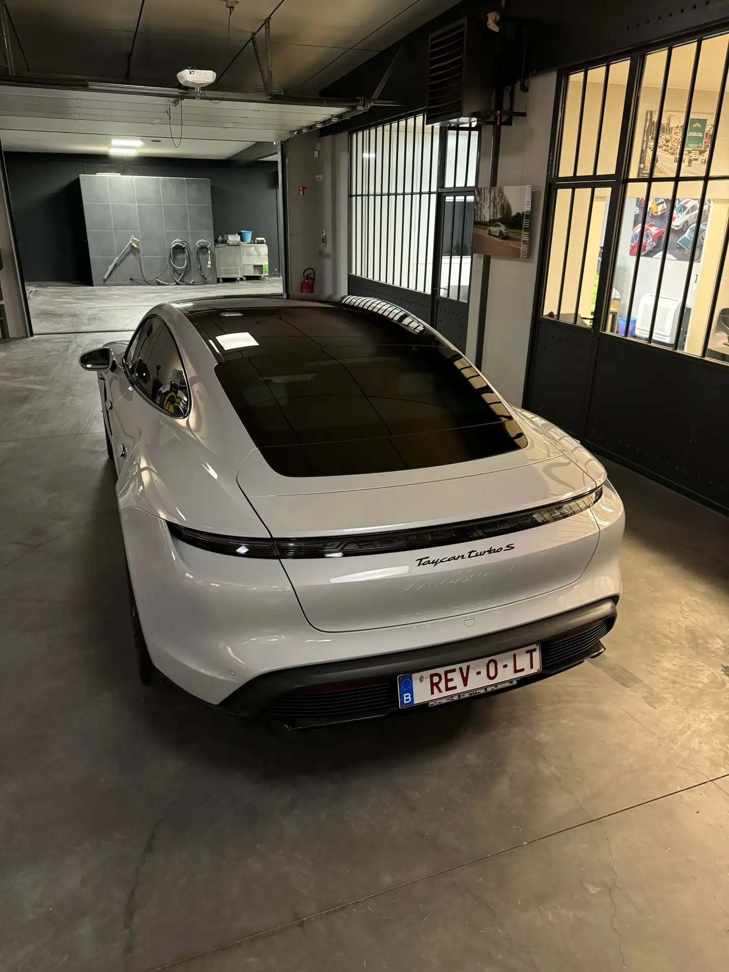 Porsche Taycan 2021