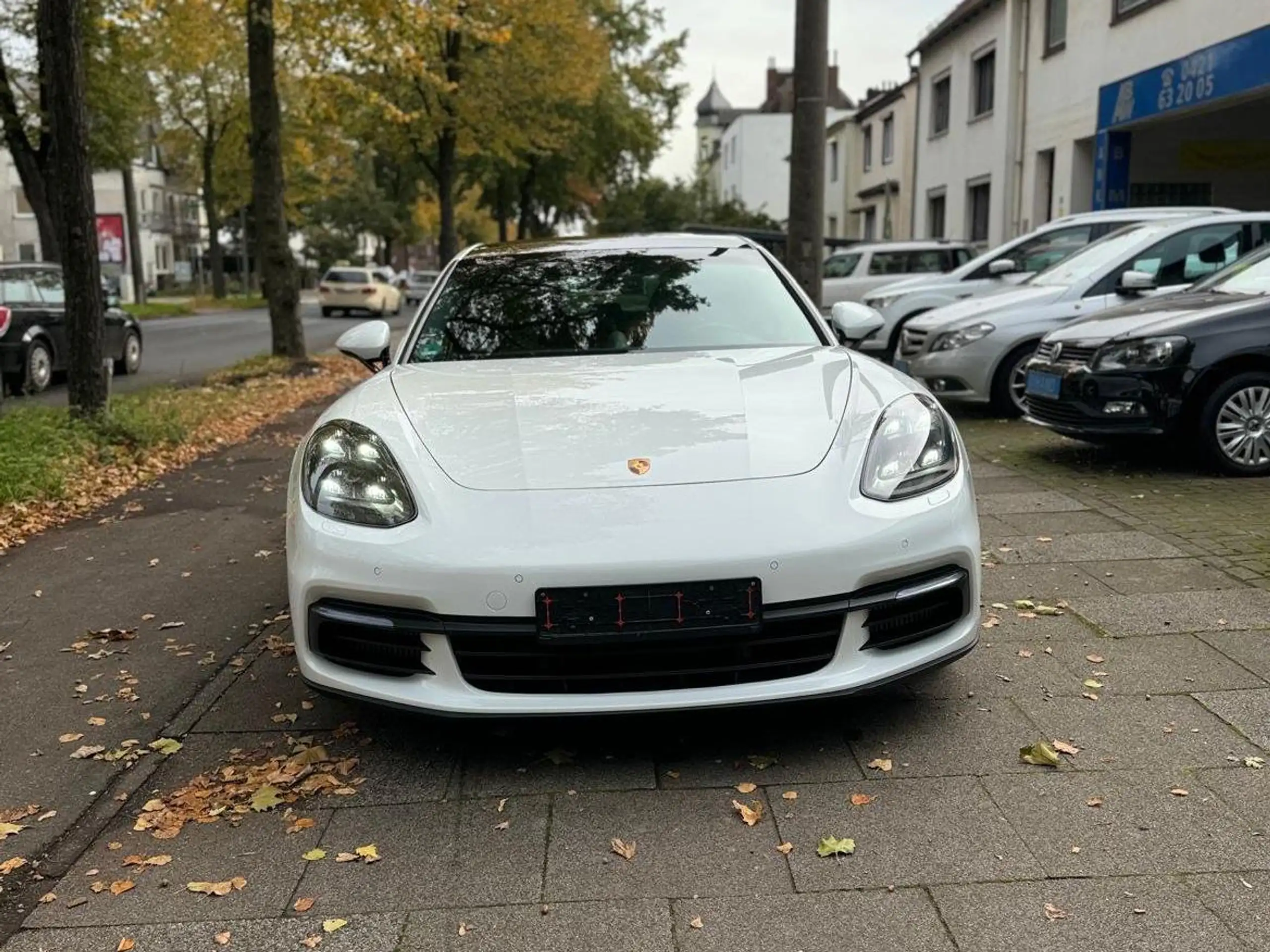 Porsche - Panamera