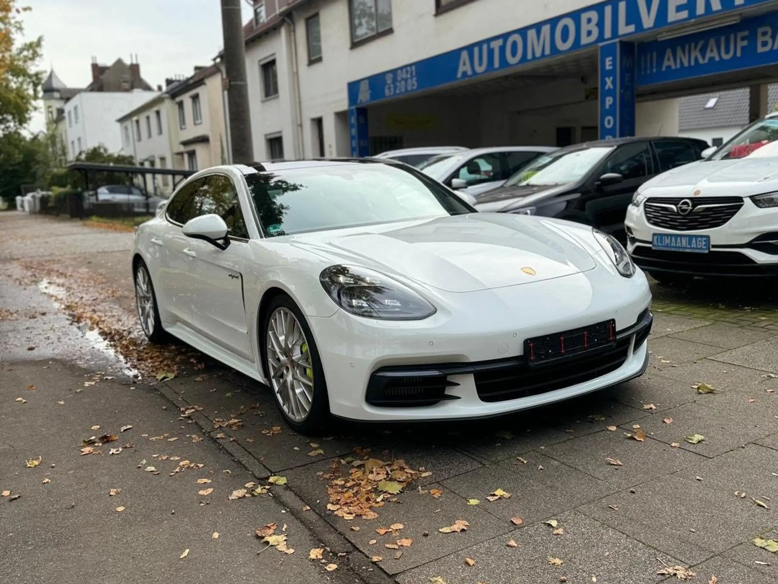 Porsche - Panamera