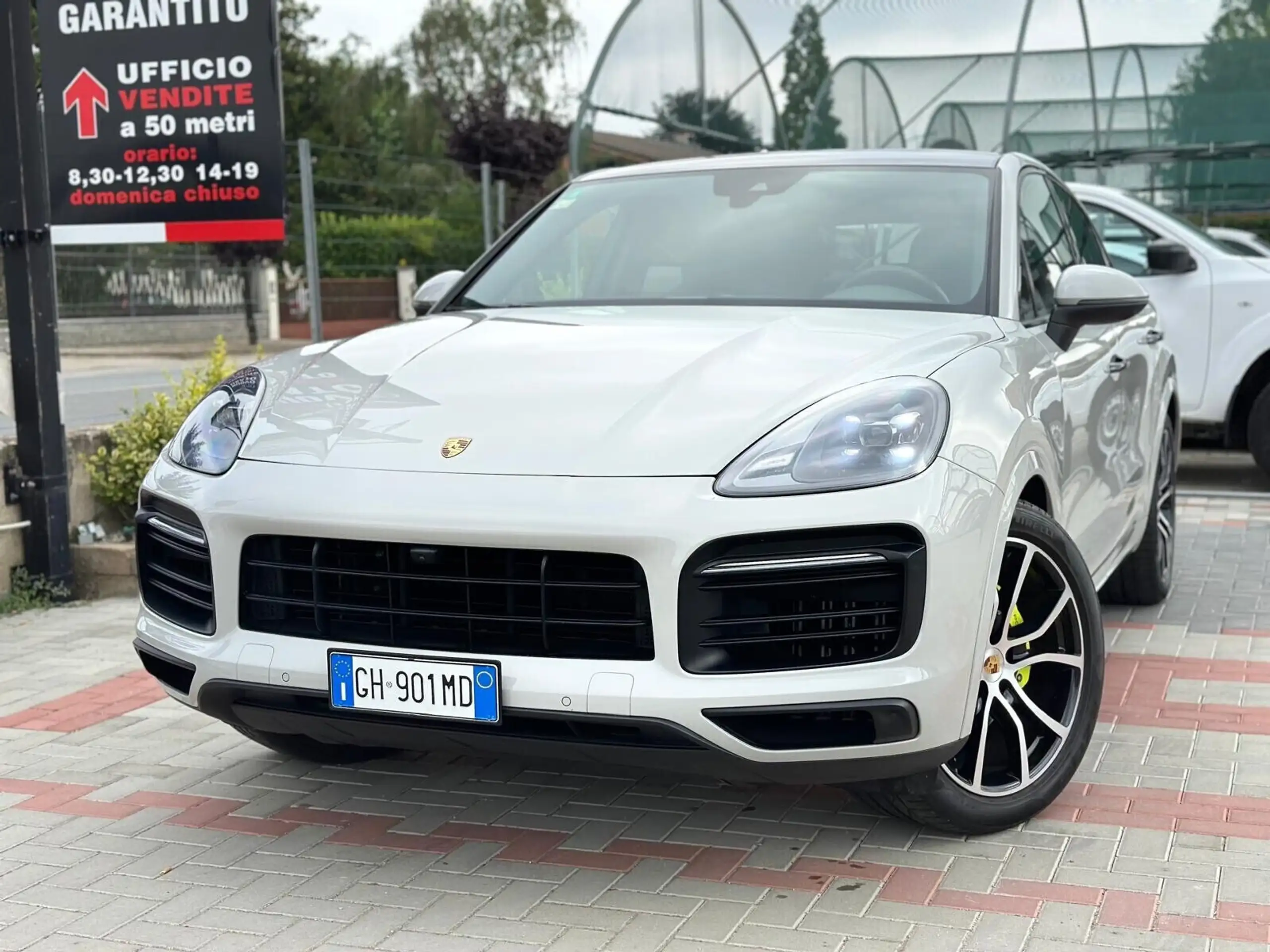 Porsche Cayenne 2022