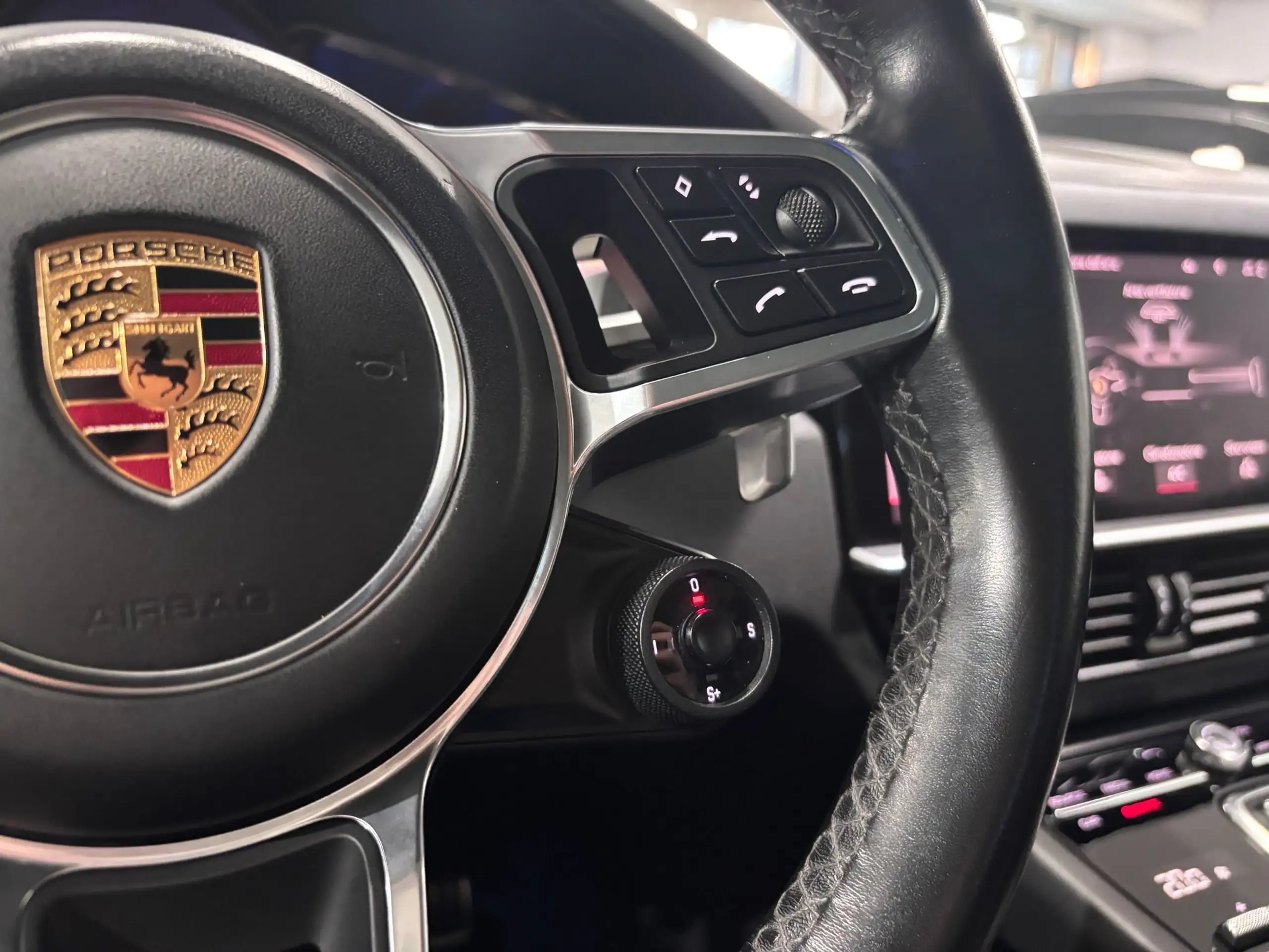 Porsche - Cayenne