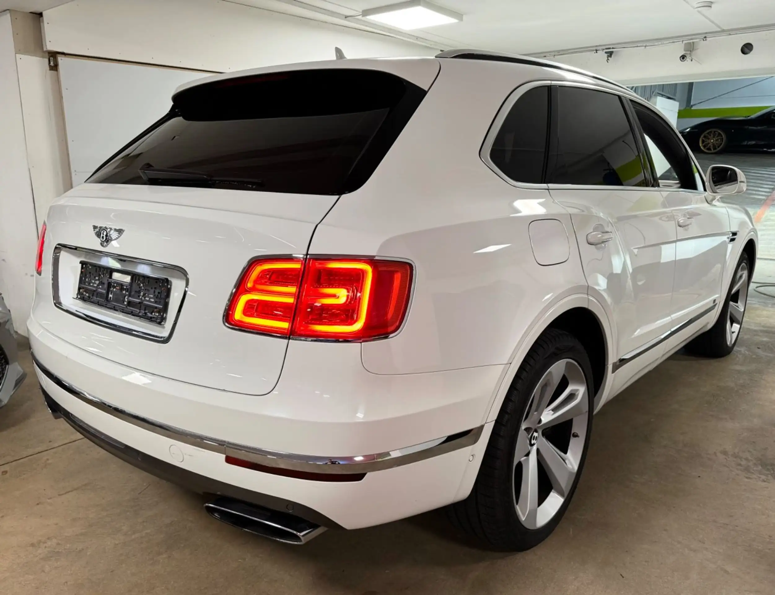 Bentley - Bentayga