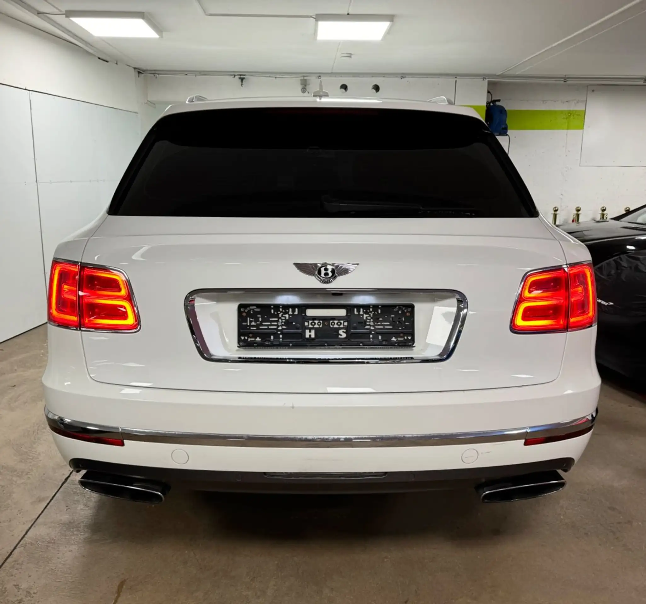 Bentley - Bentayga