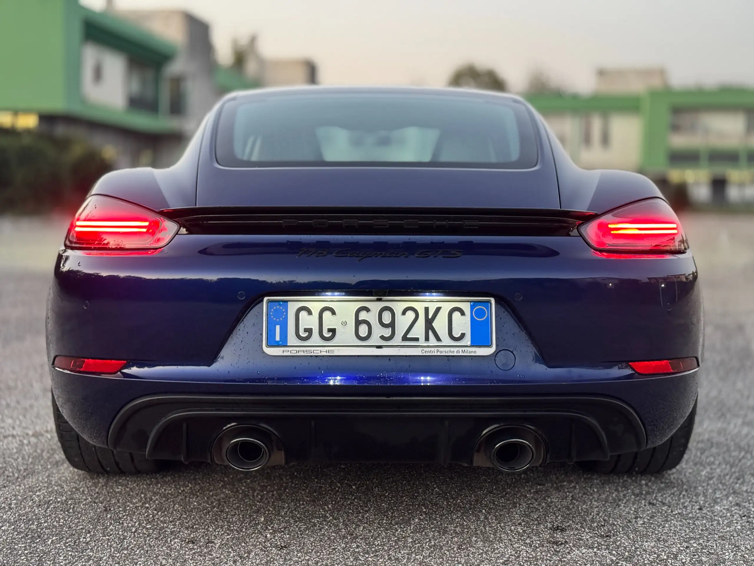 Porsche - Cayman