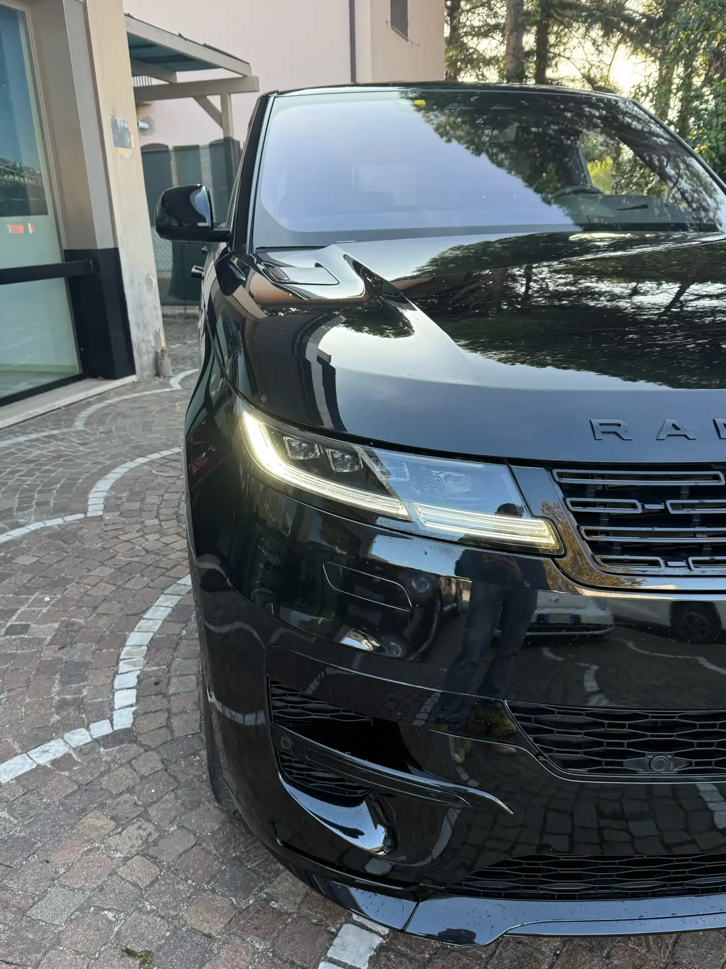 Land Rover - Range Rover Sport