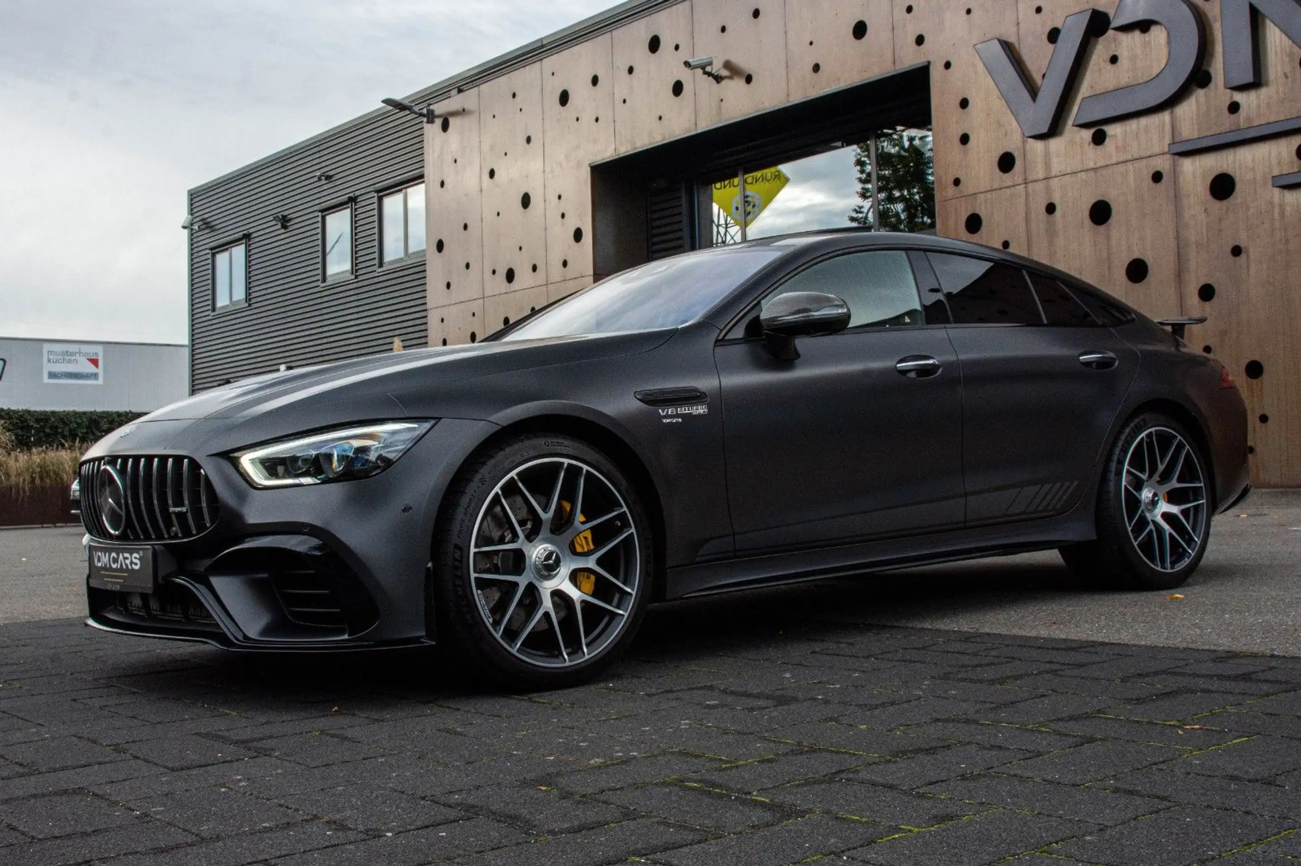 Mercedes-Benz - AMG GT