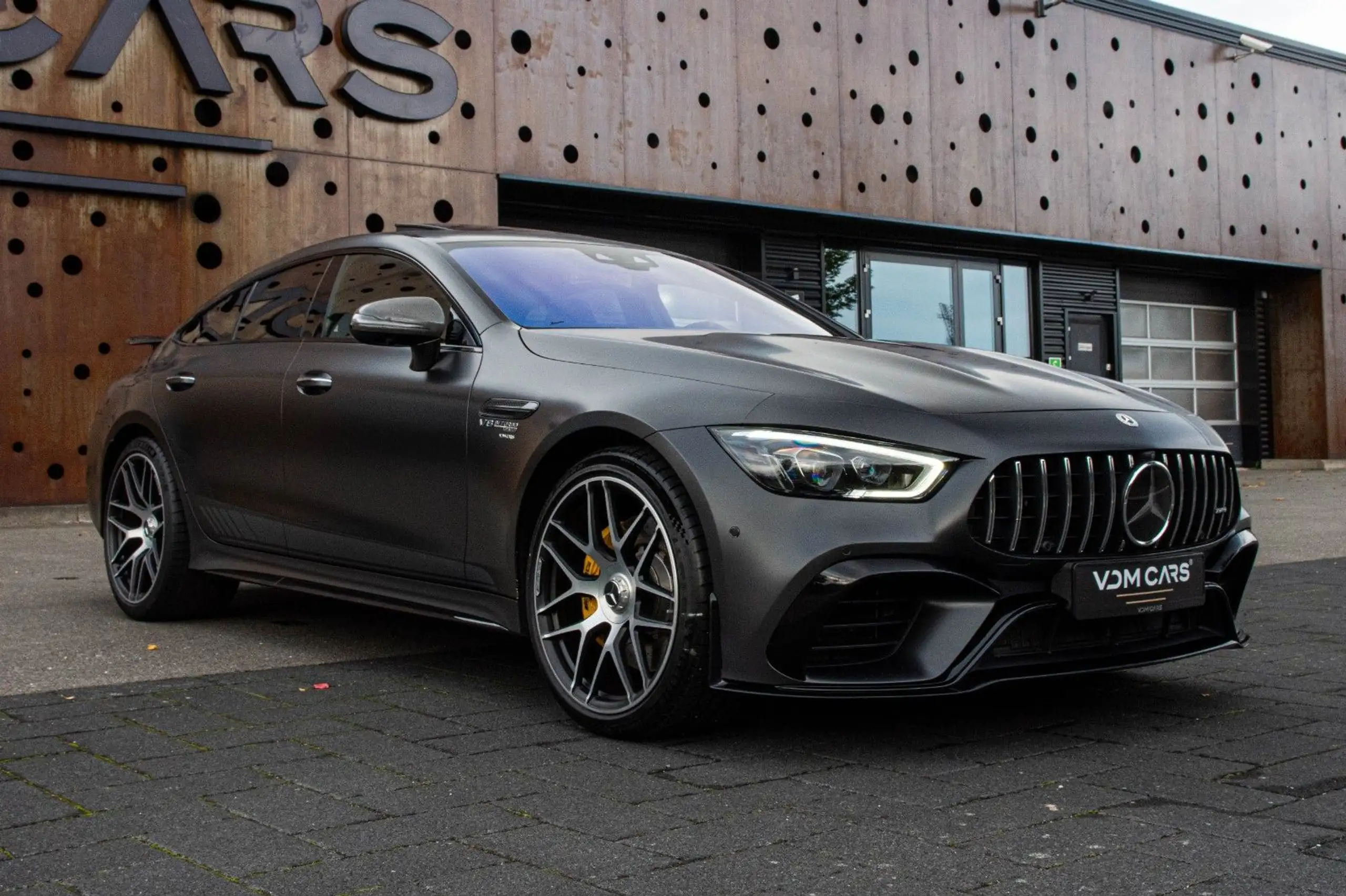 Mercedes-Benz - AMG GT