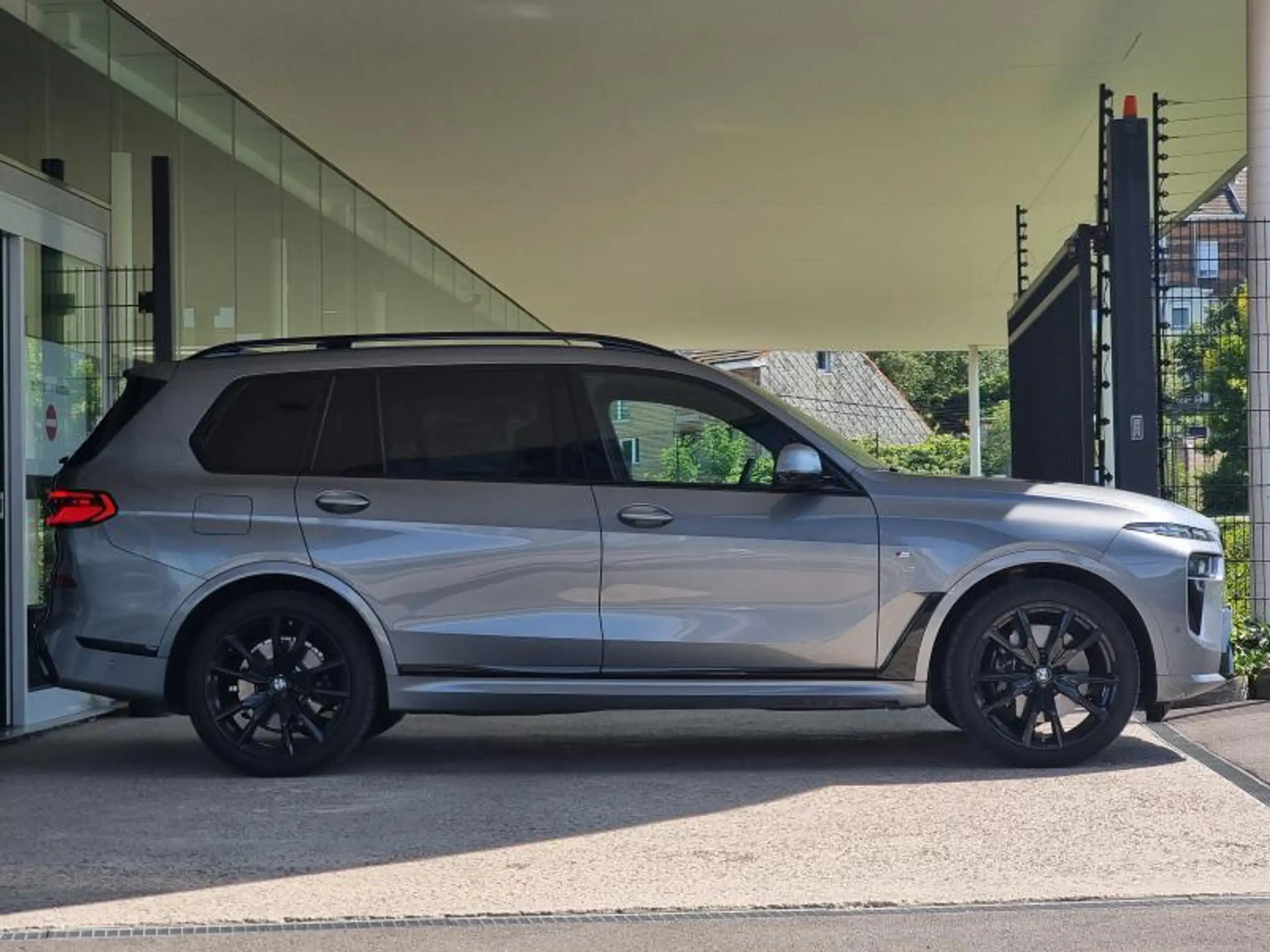 BMW - X7