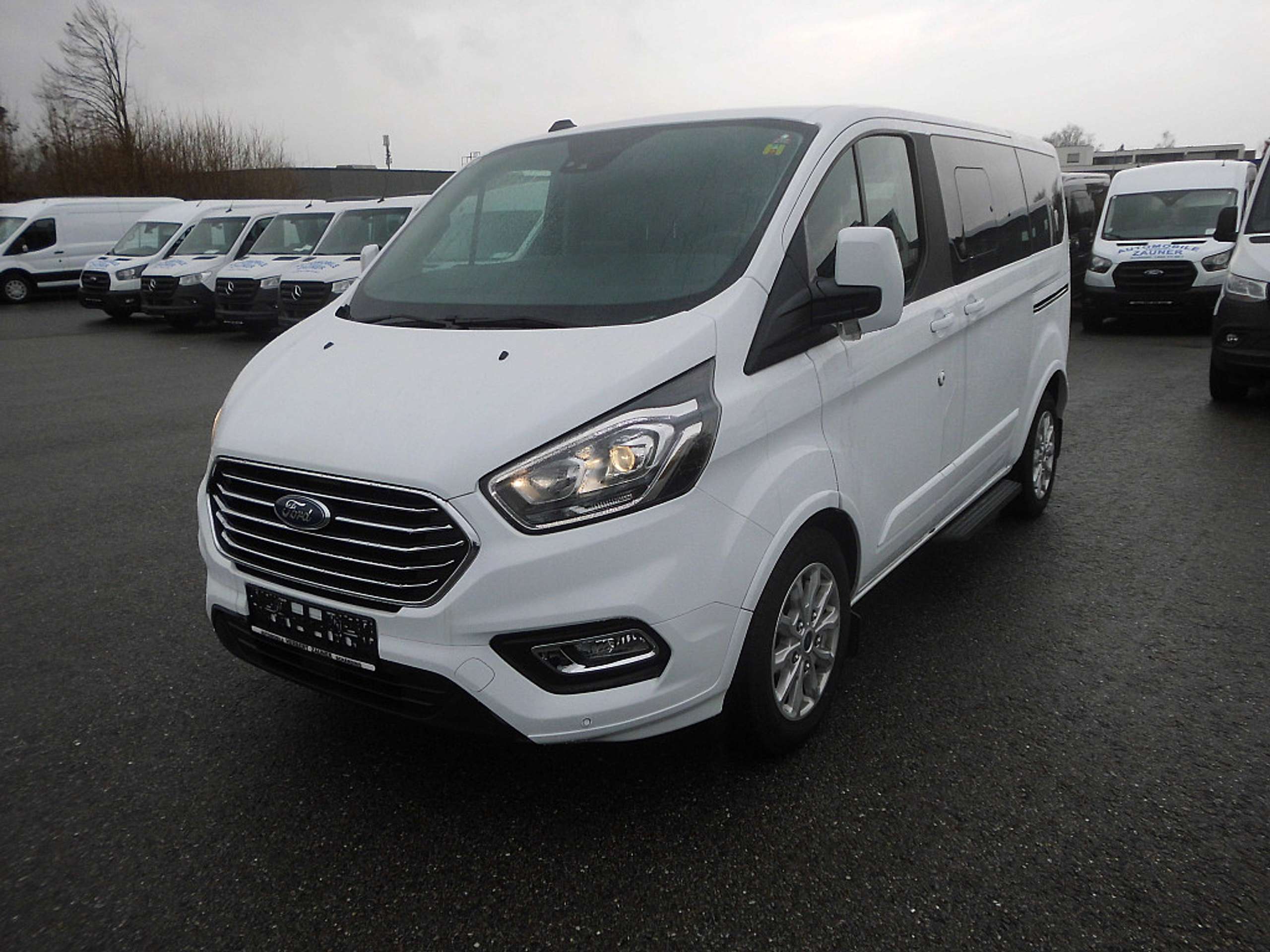 Ford Tourneo Custom 2022