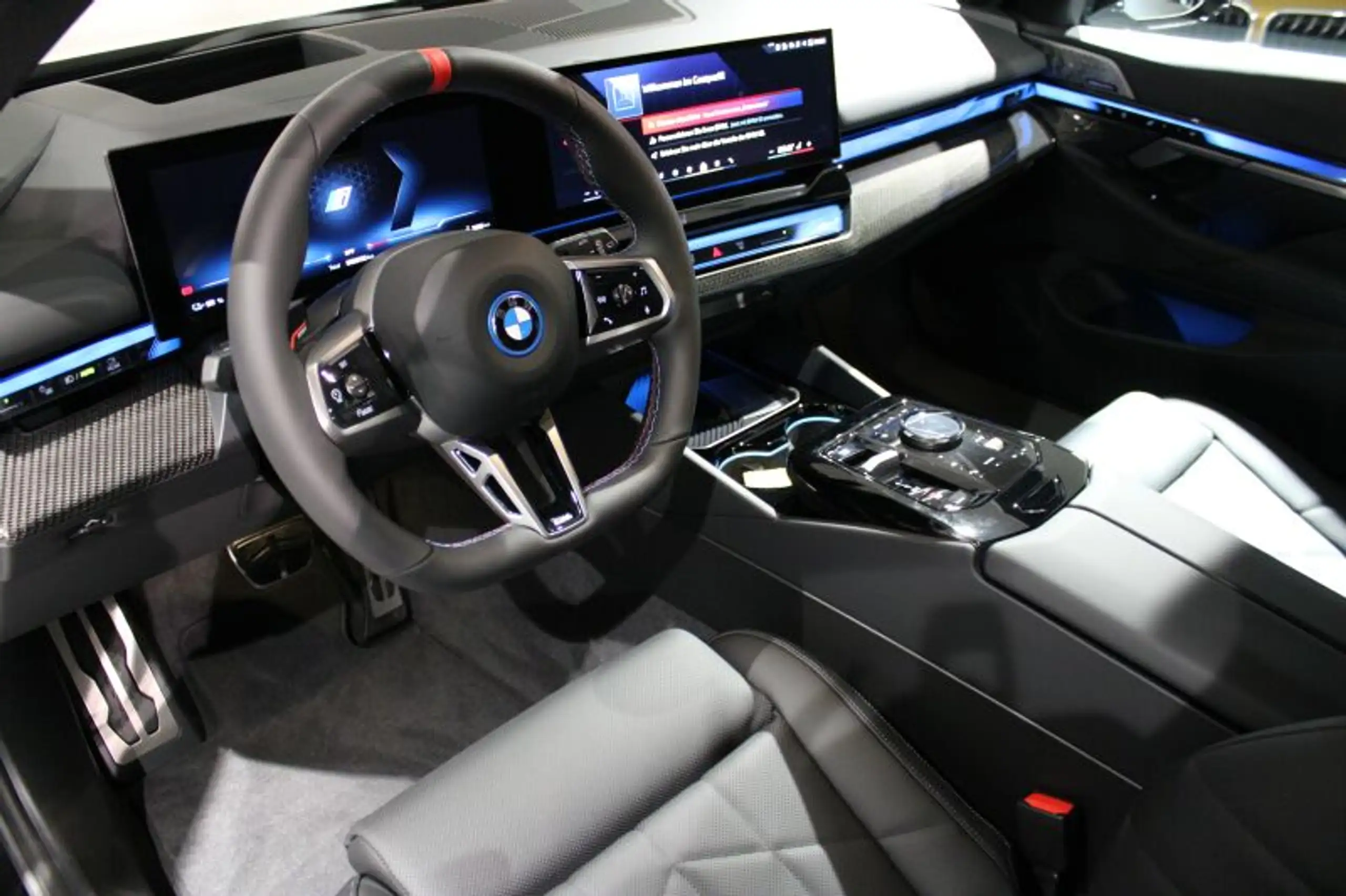 BMW - i5