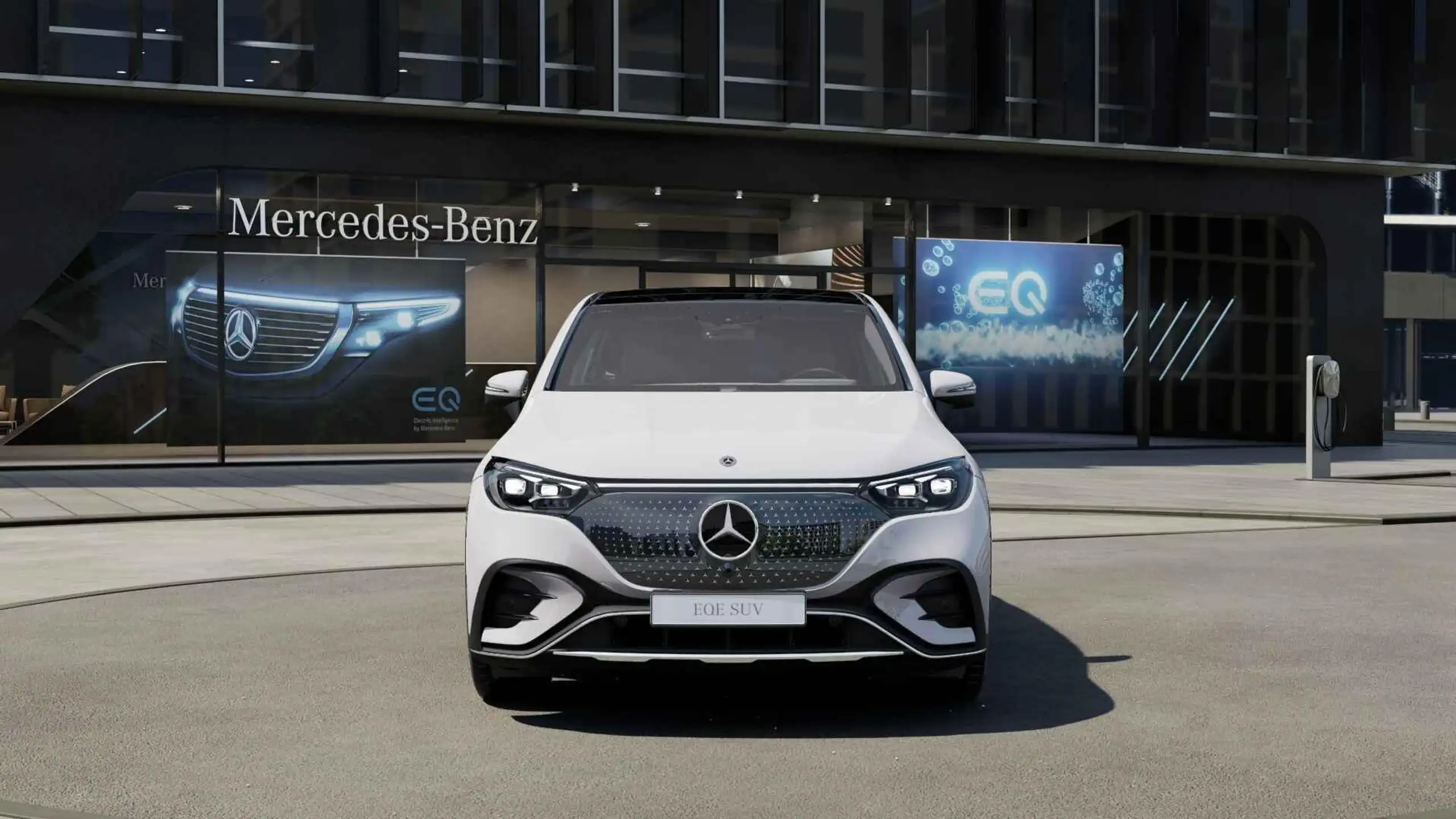 Mercedes-Benz - EQE SUV