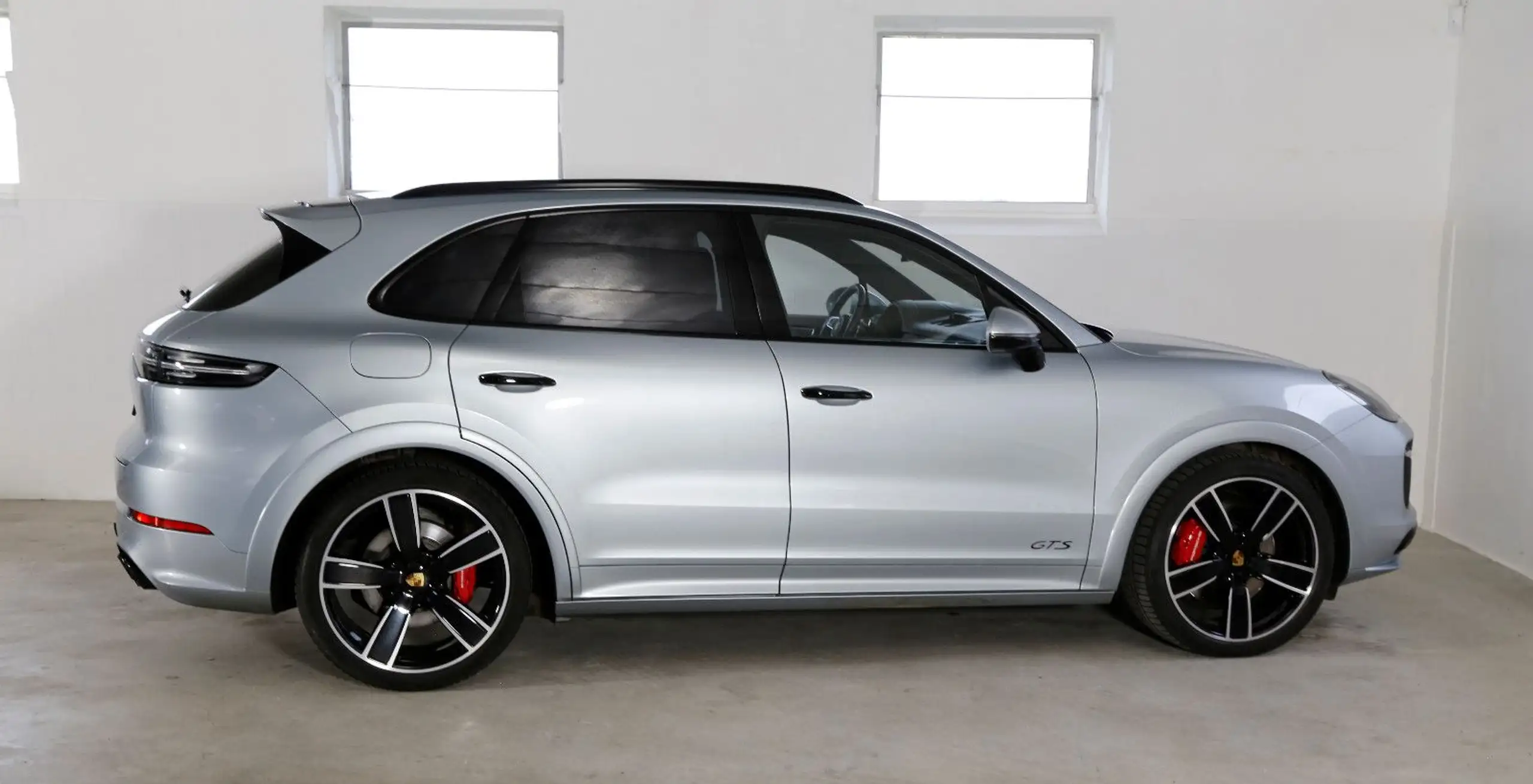 Porsche - Cayenne