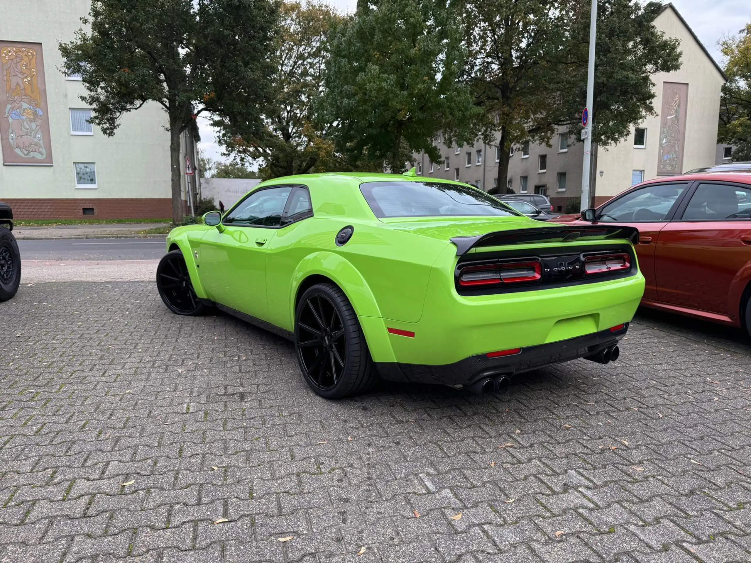 Dodge - Challenger