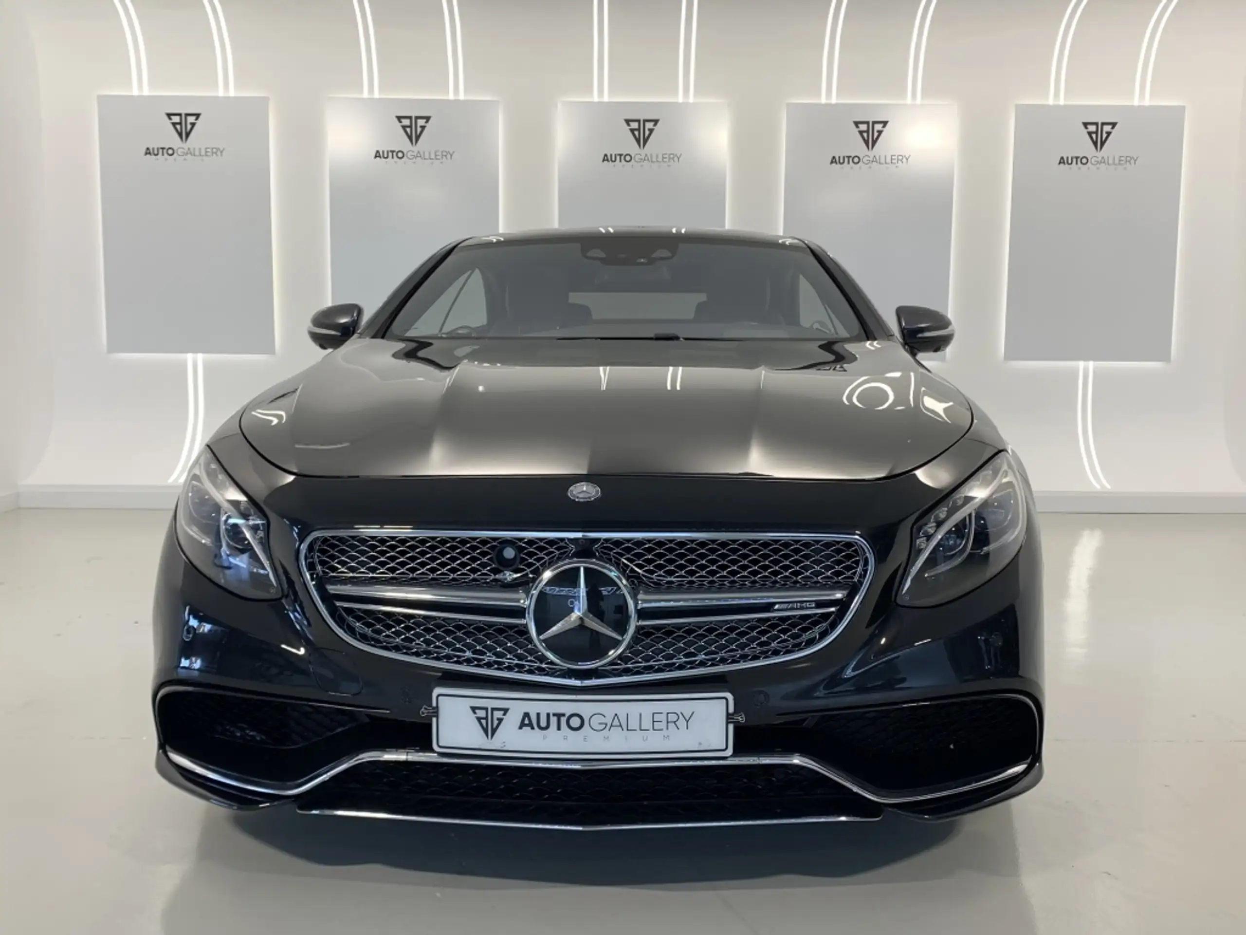 Mercedes-Benz - S 65 AMG