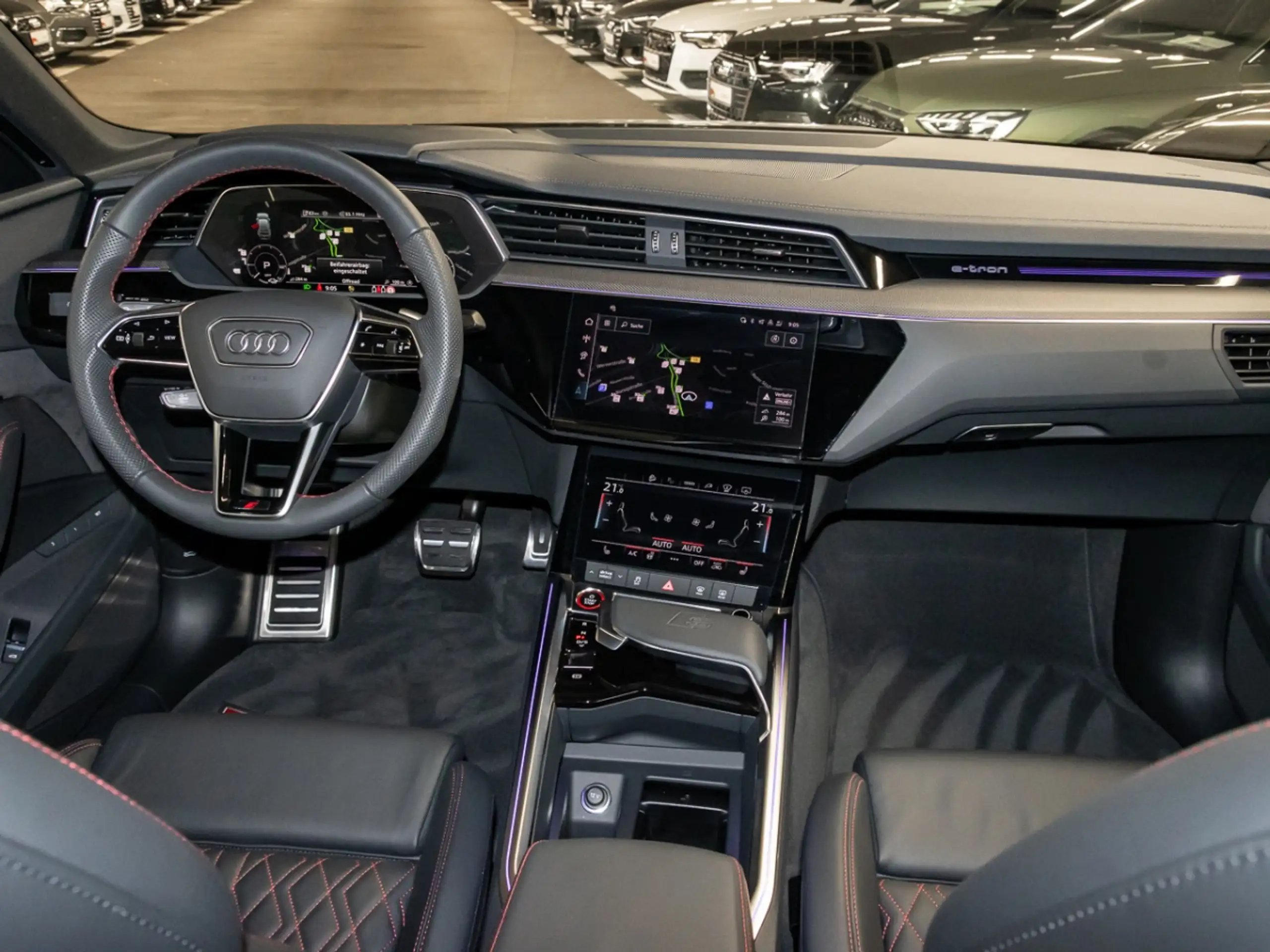 Audi - SQ8