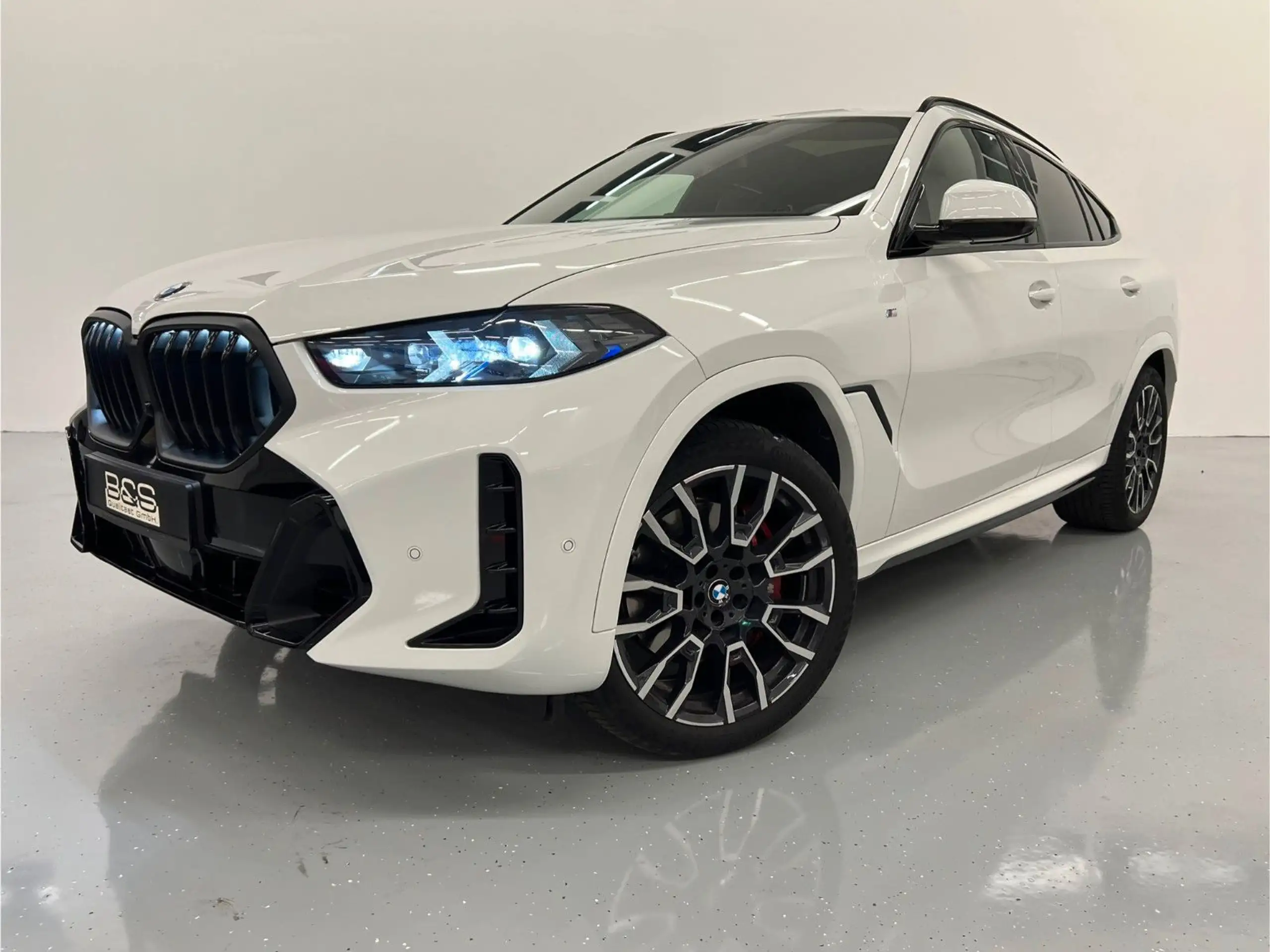 BMW - X6