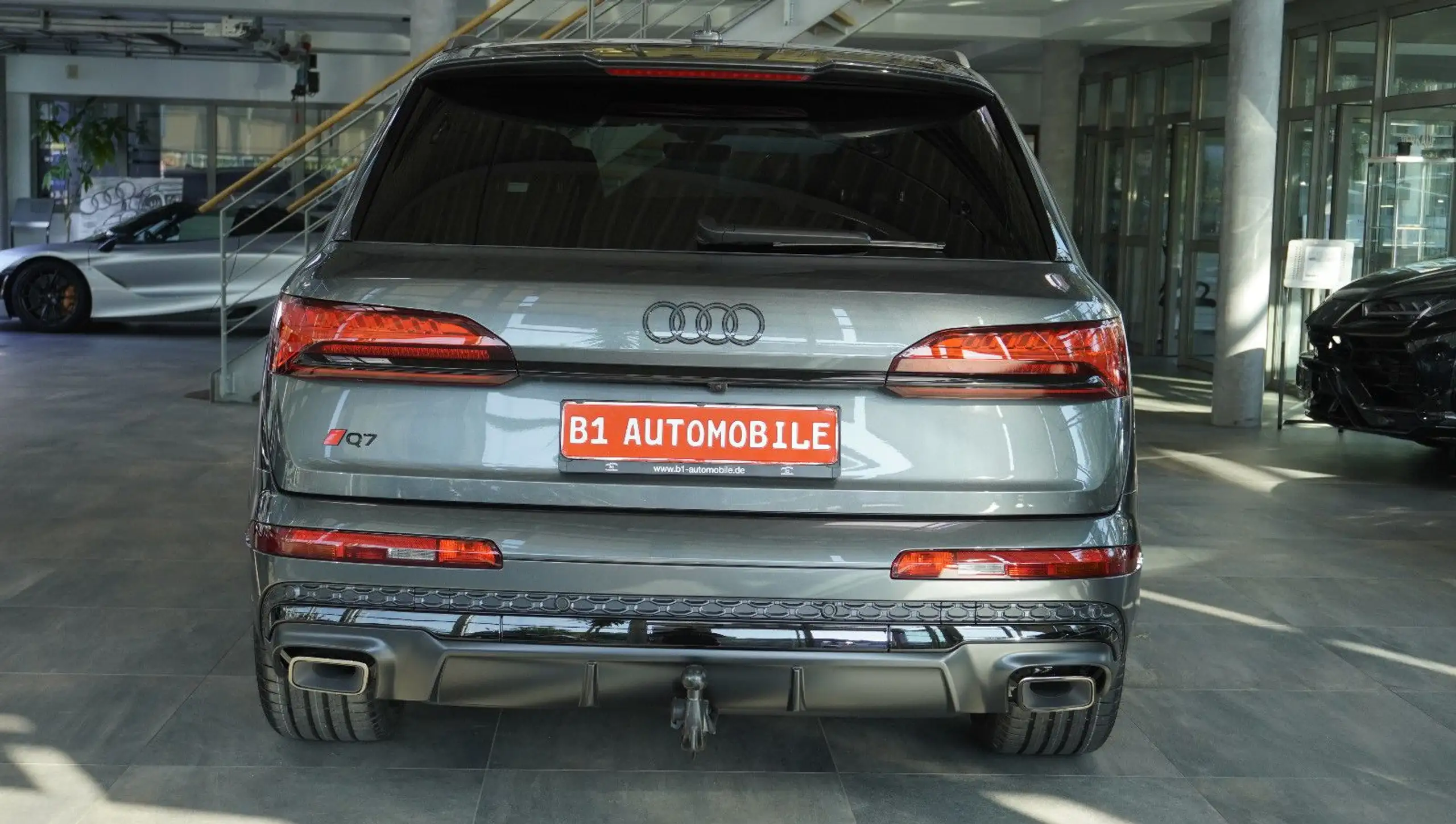 Audi - Q7