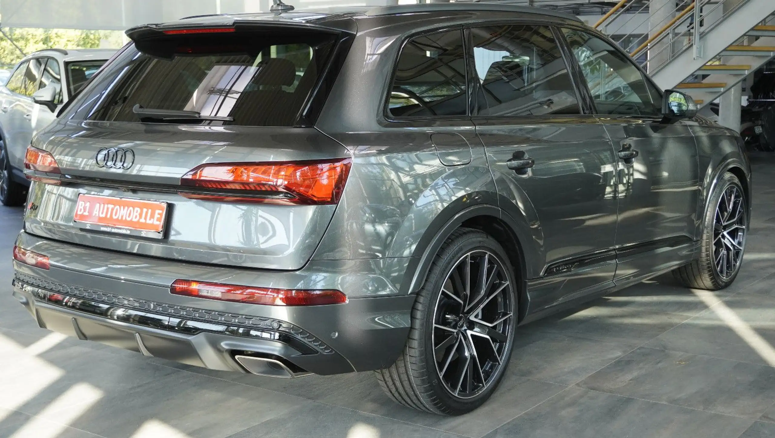 Audi - Q7