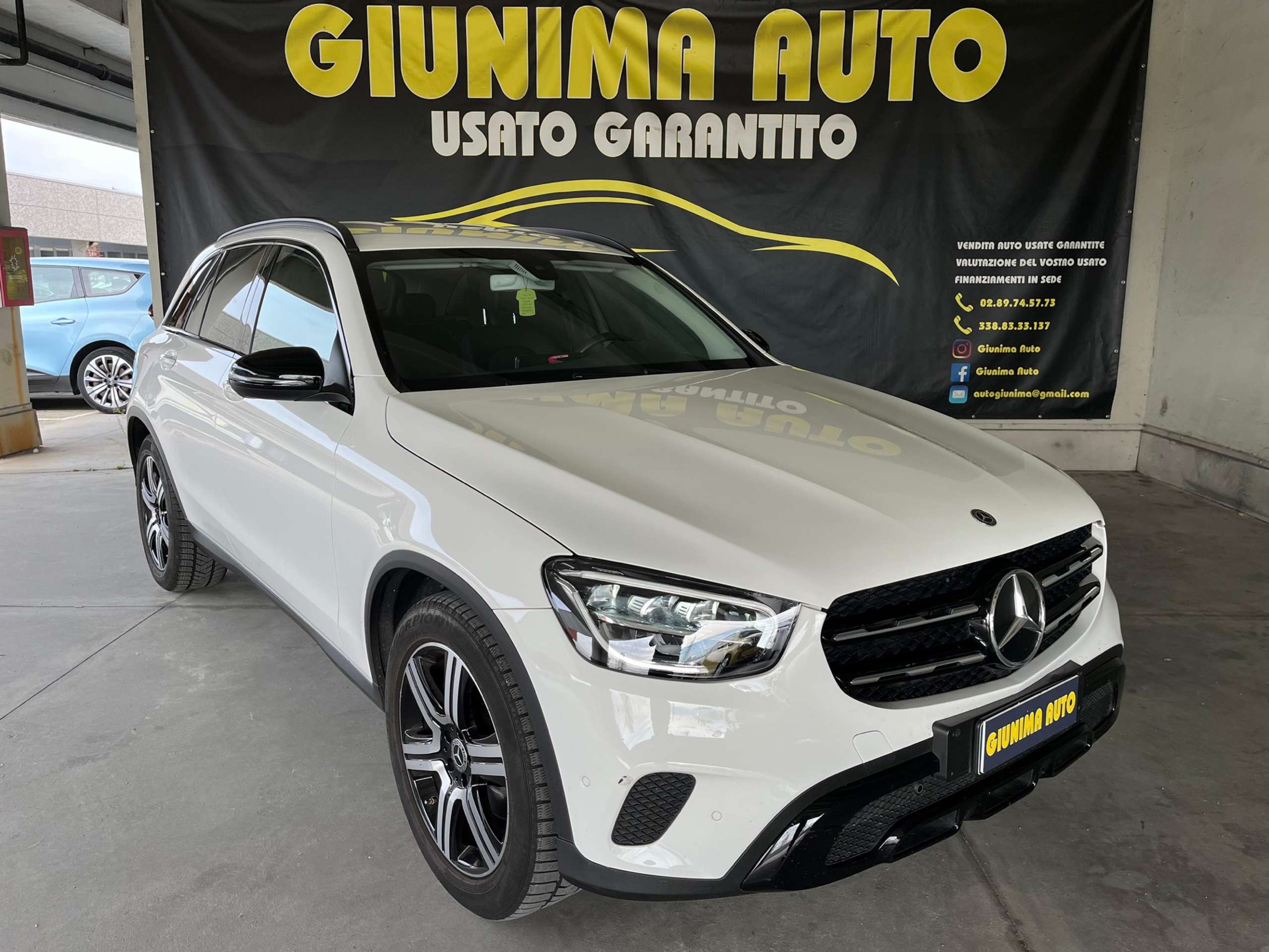 Mercedes-Benz - GLC 220