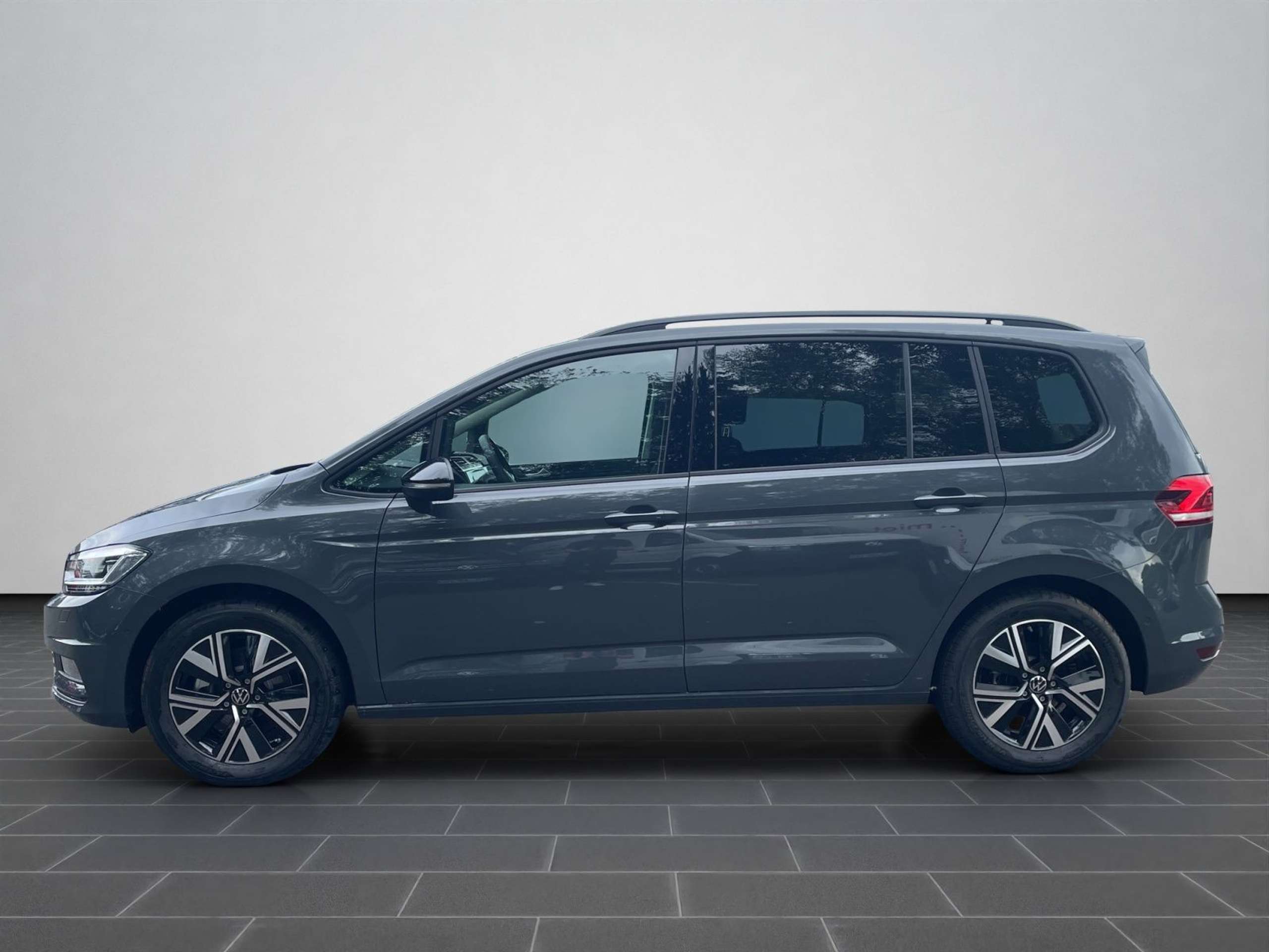 Volkswagen - Touran