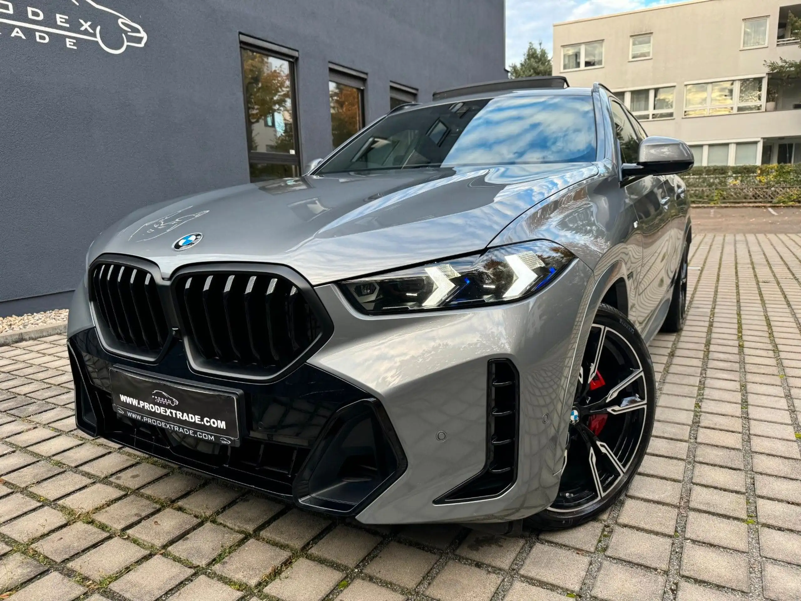 BMW - X6