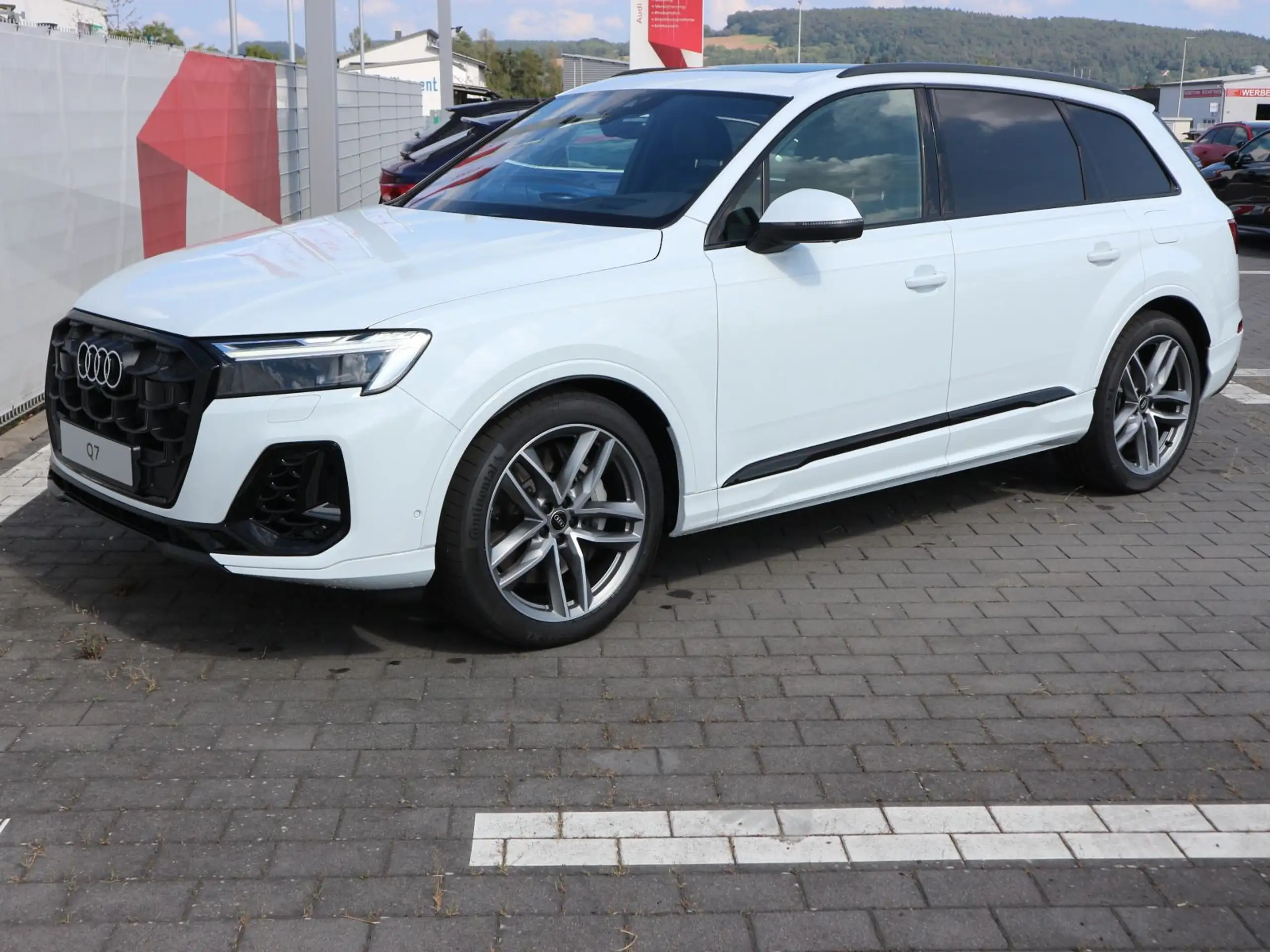 Audi - Q7