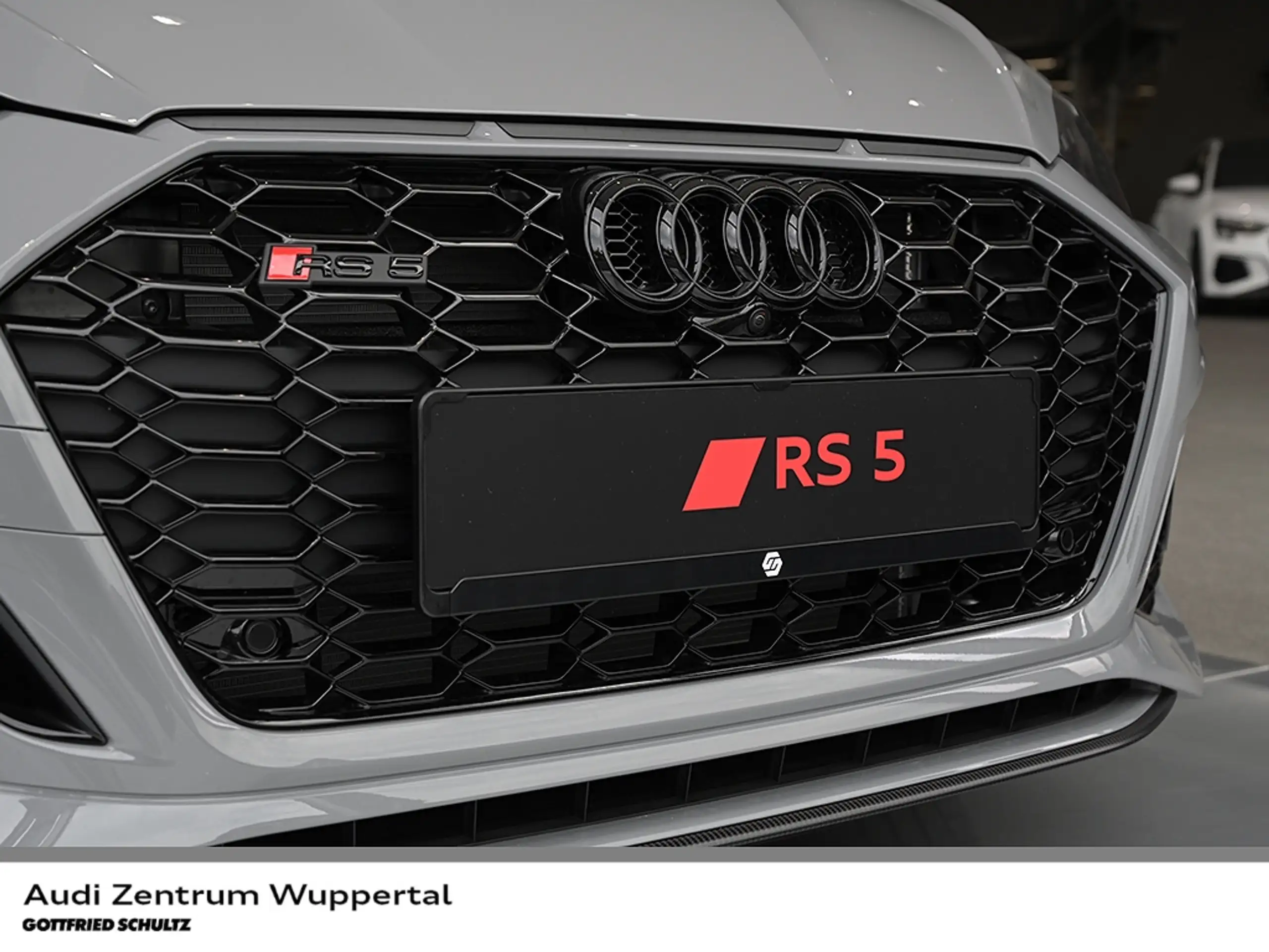 Audi - RS5