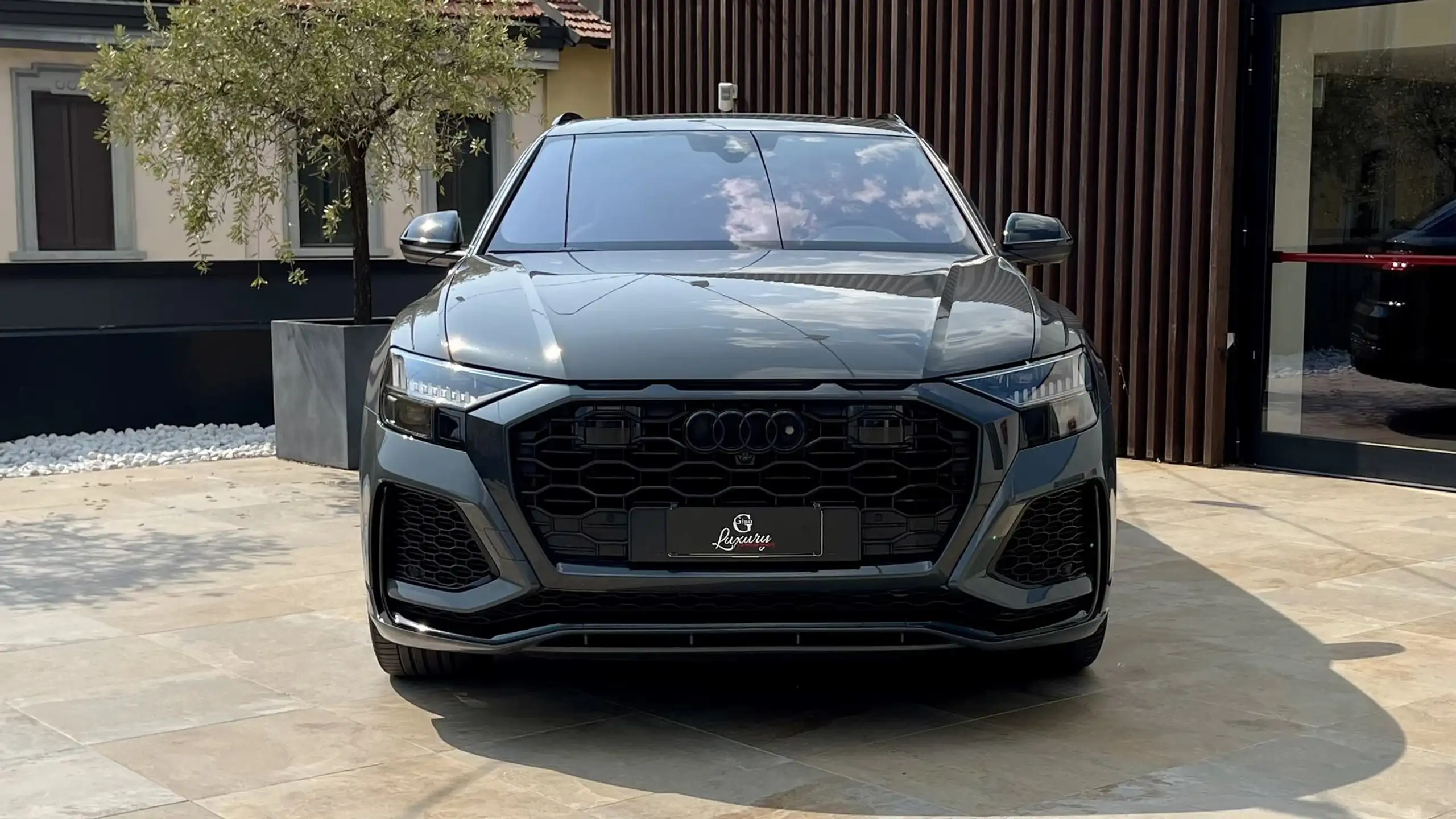 Audi - RS Q8