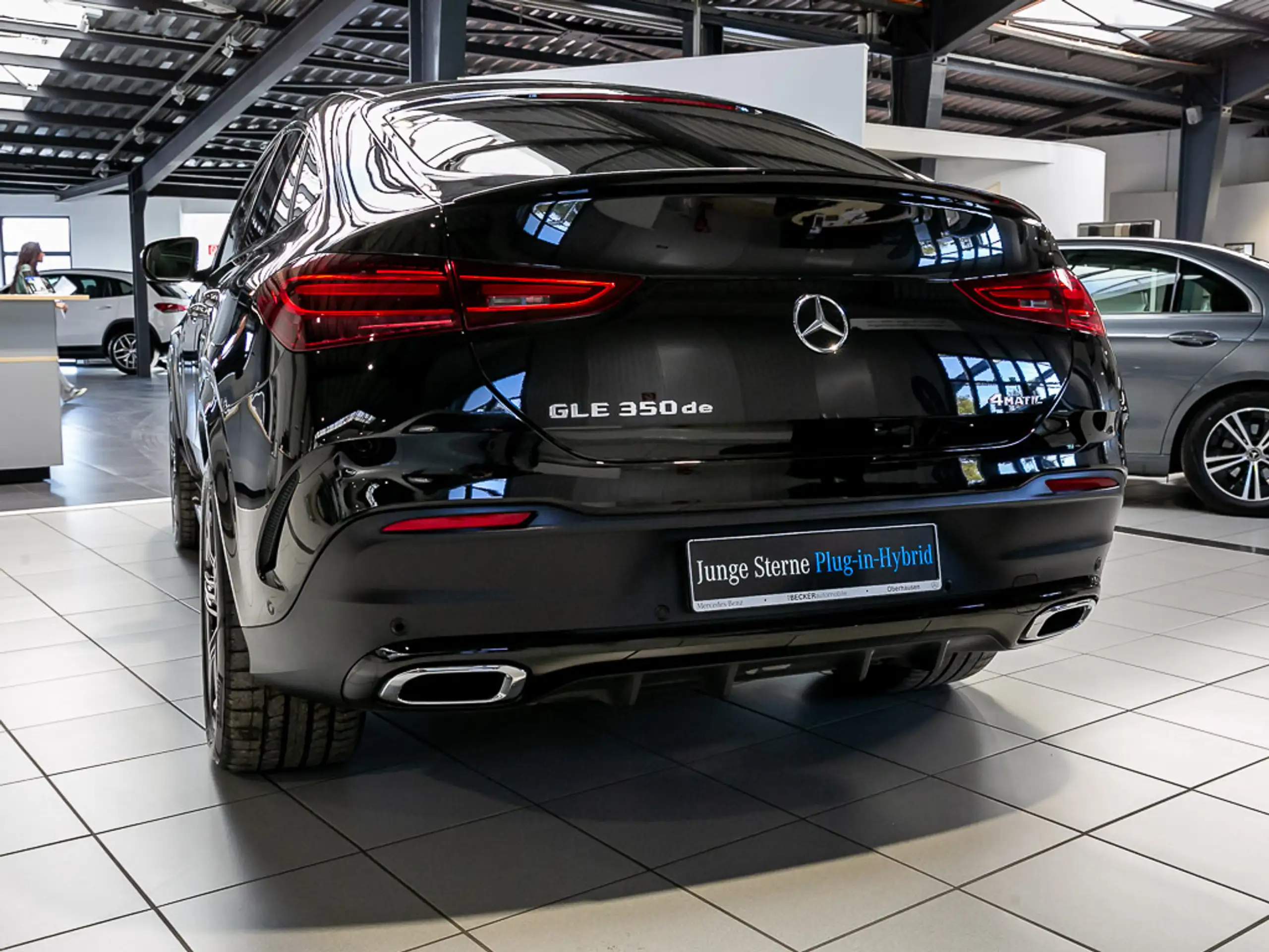 Mercedes-Benz - GLE 350