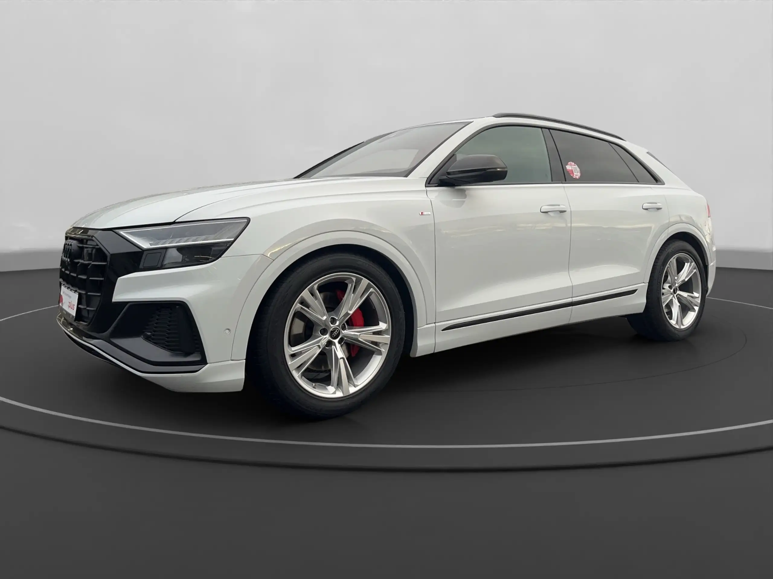 Audi - Q8