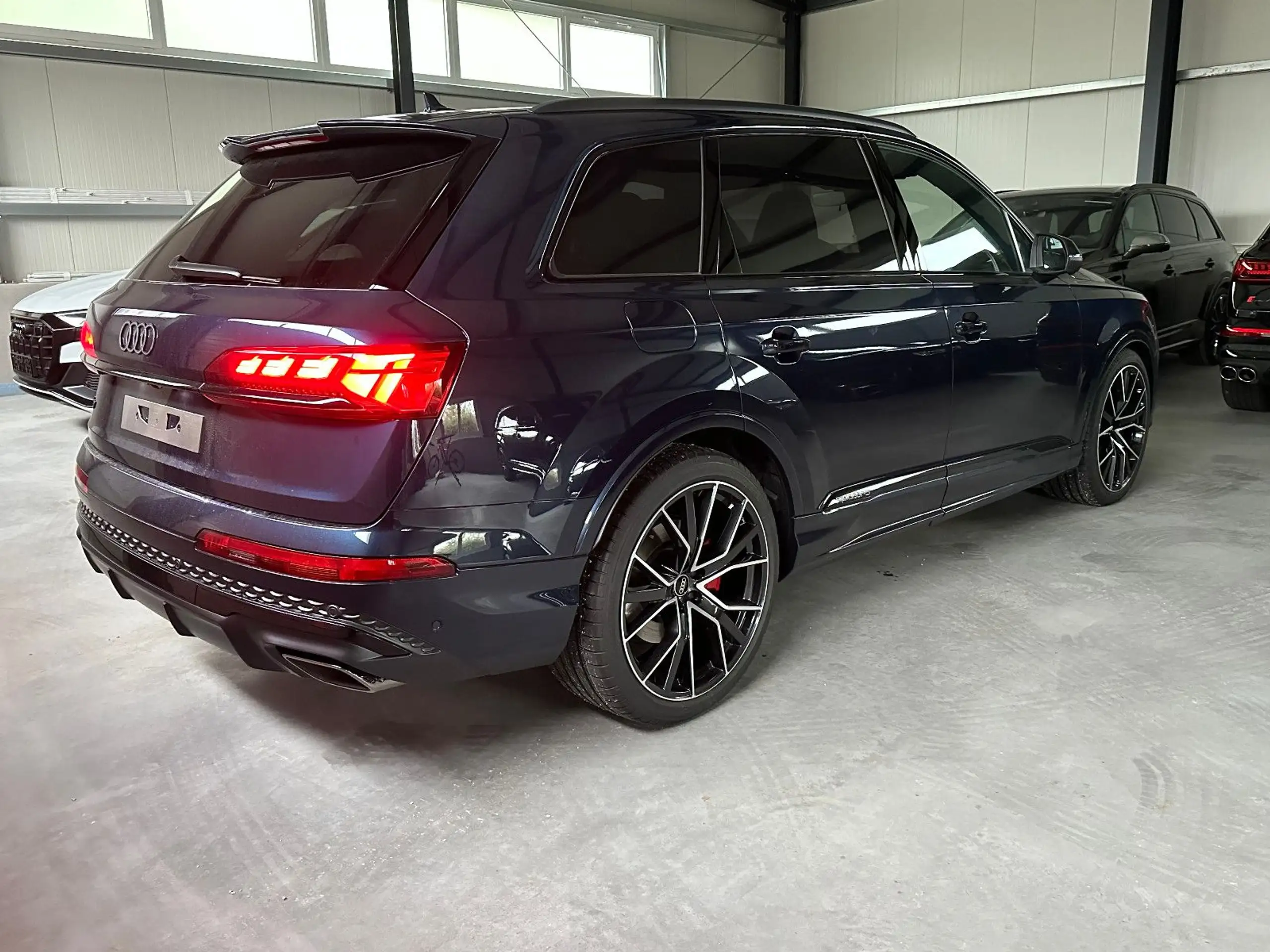 Audi - Q7