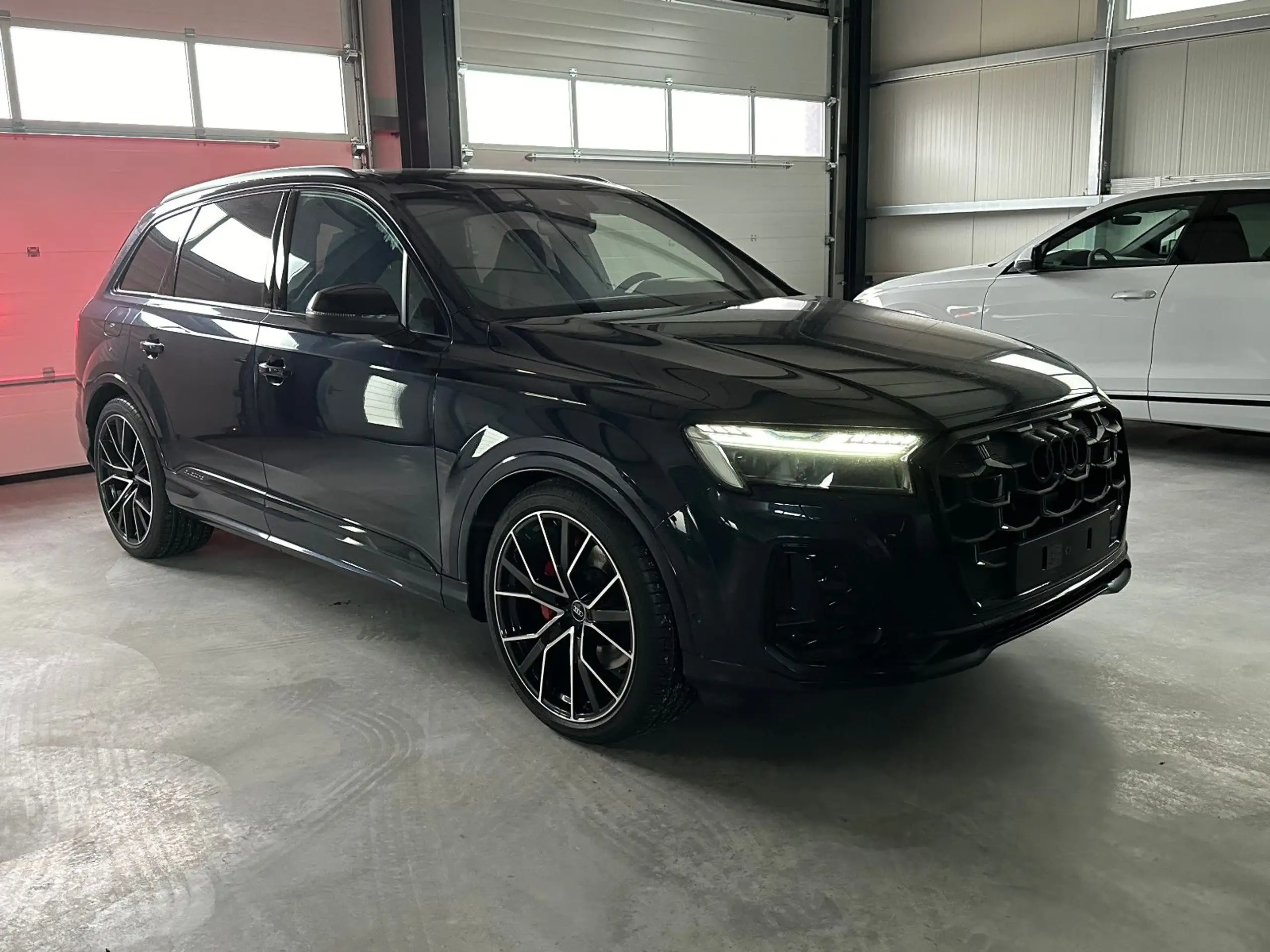 Audi - Q7