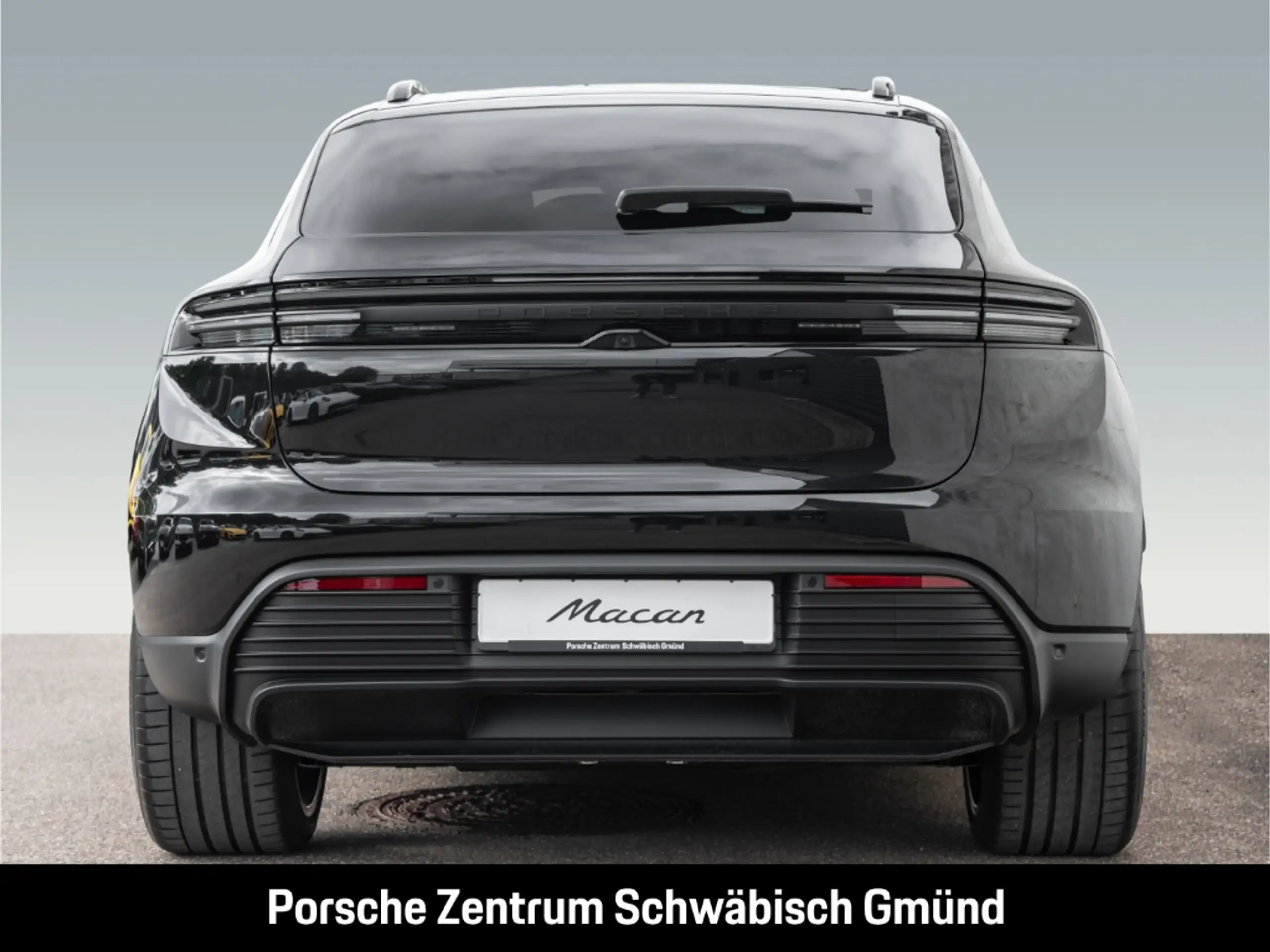 Porsche - Macan