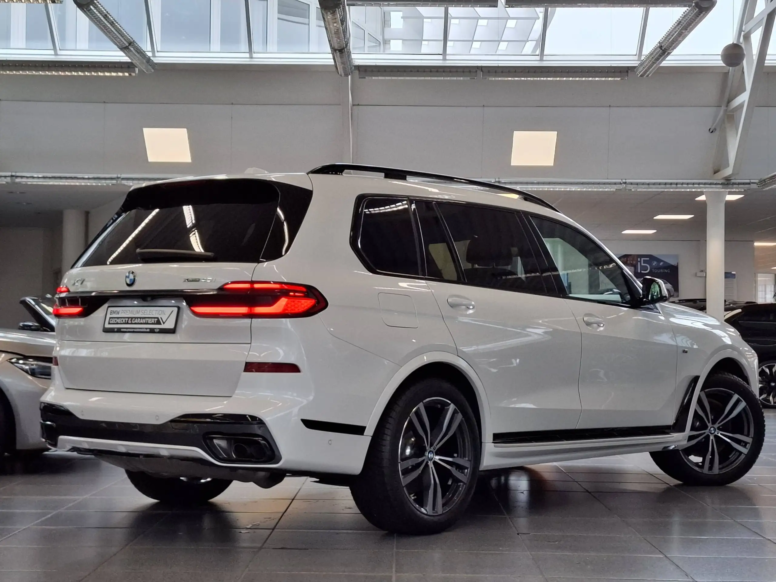 BMW - X7