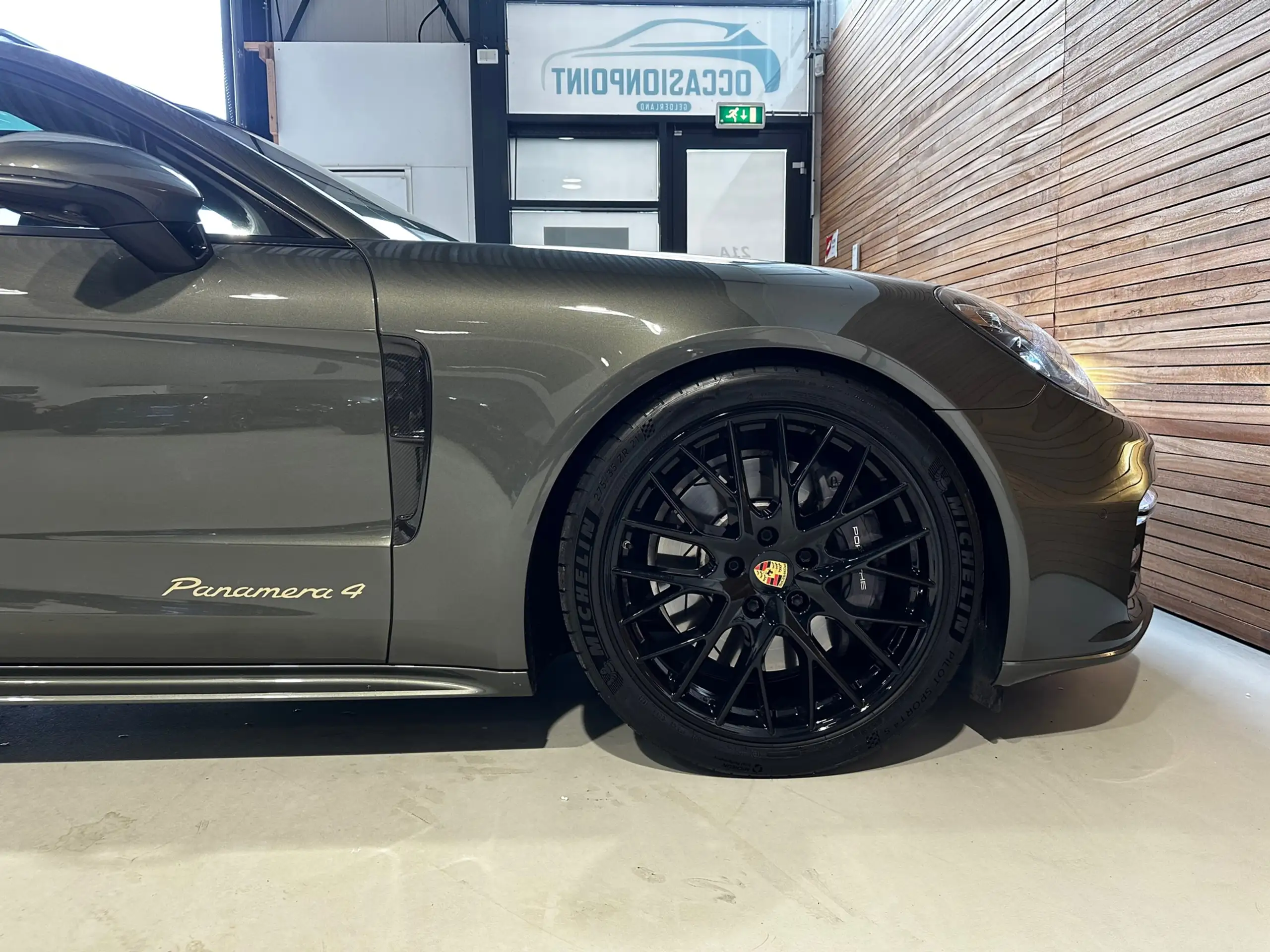 Porsche - Panamera