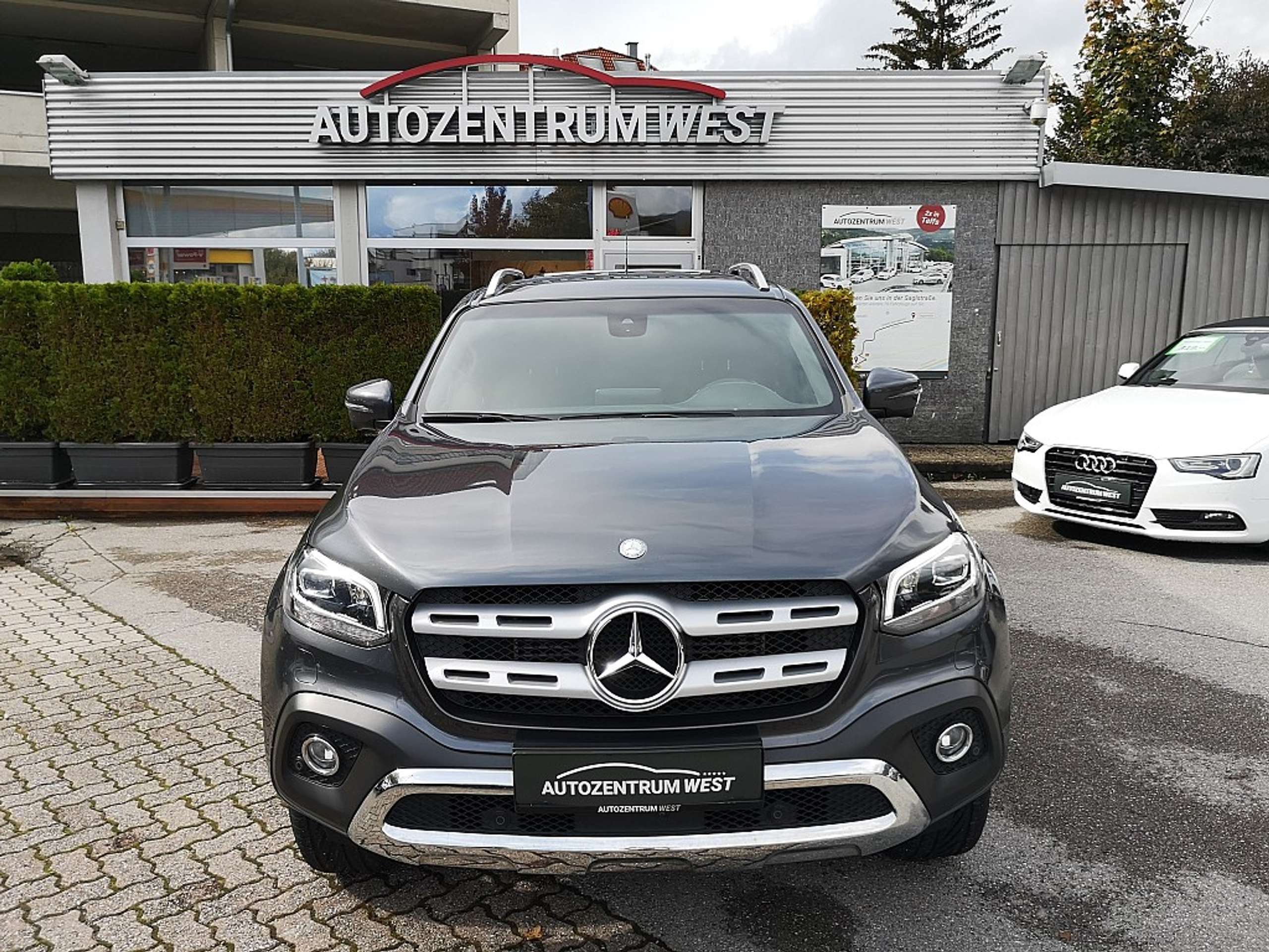 Mercedes-Benz - X 350