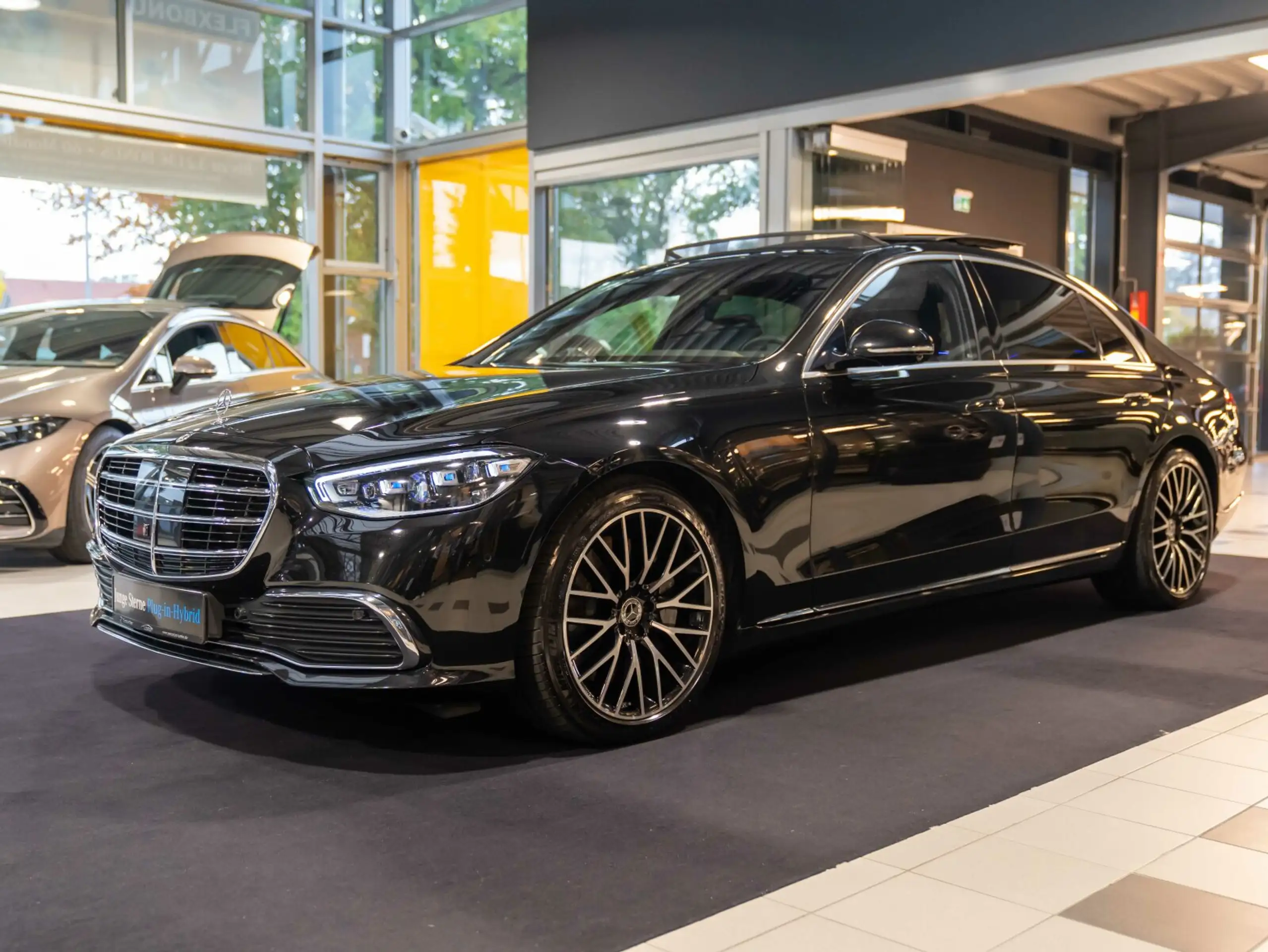 Mercedes-Benz - S 580