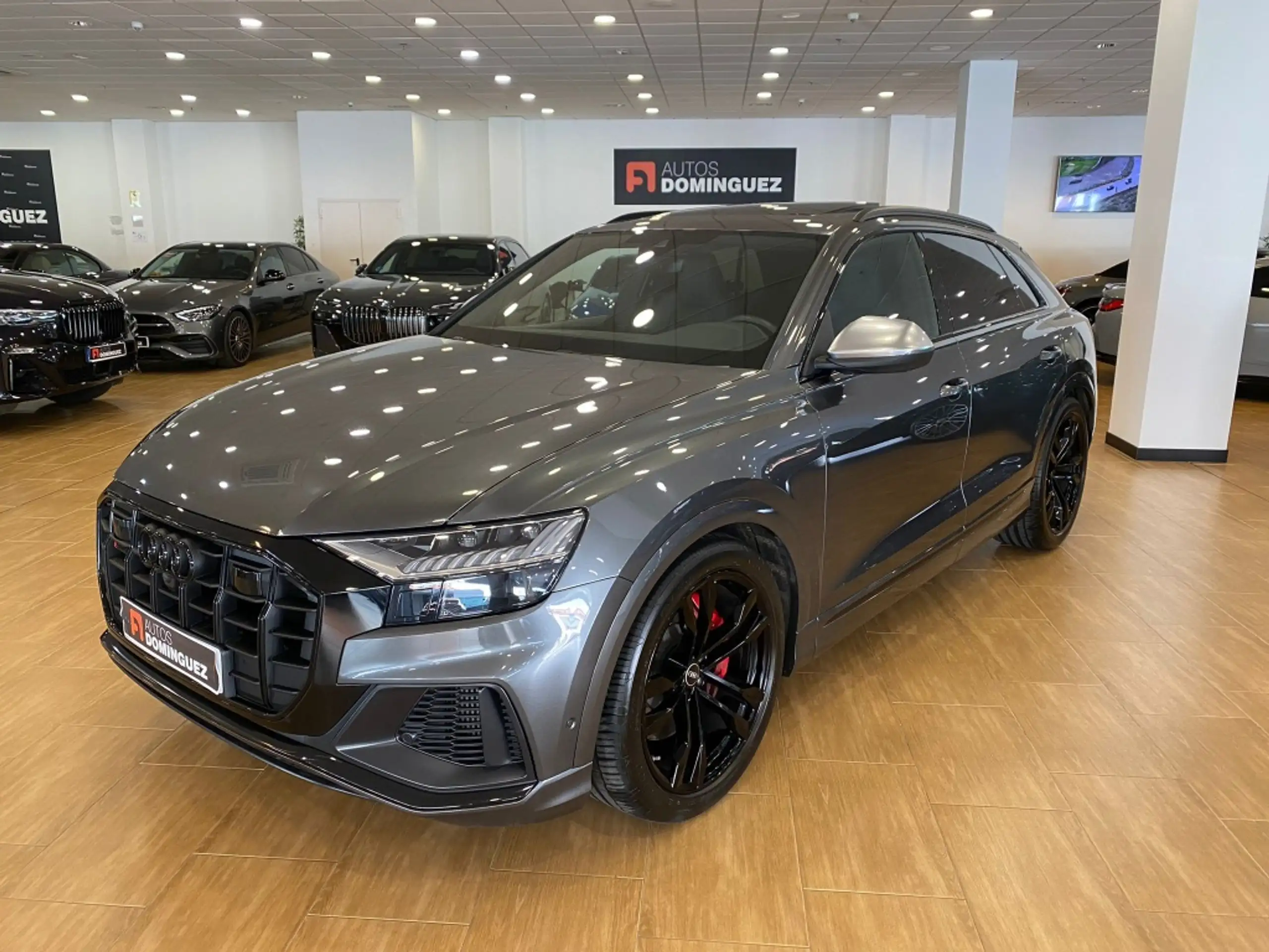 Audi - SQ8