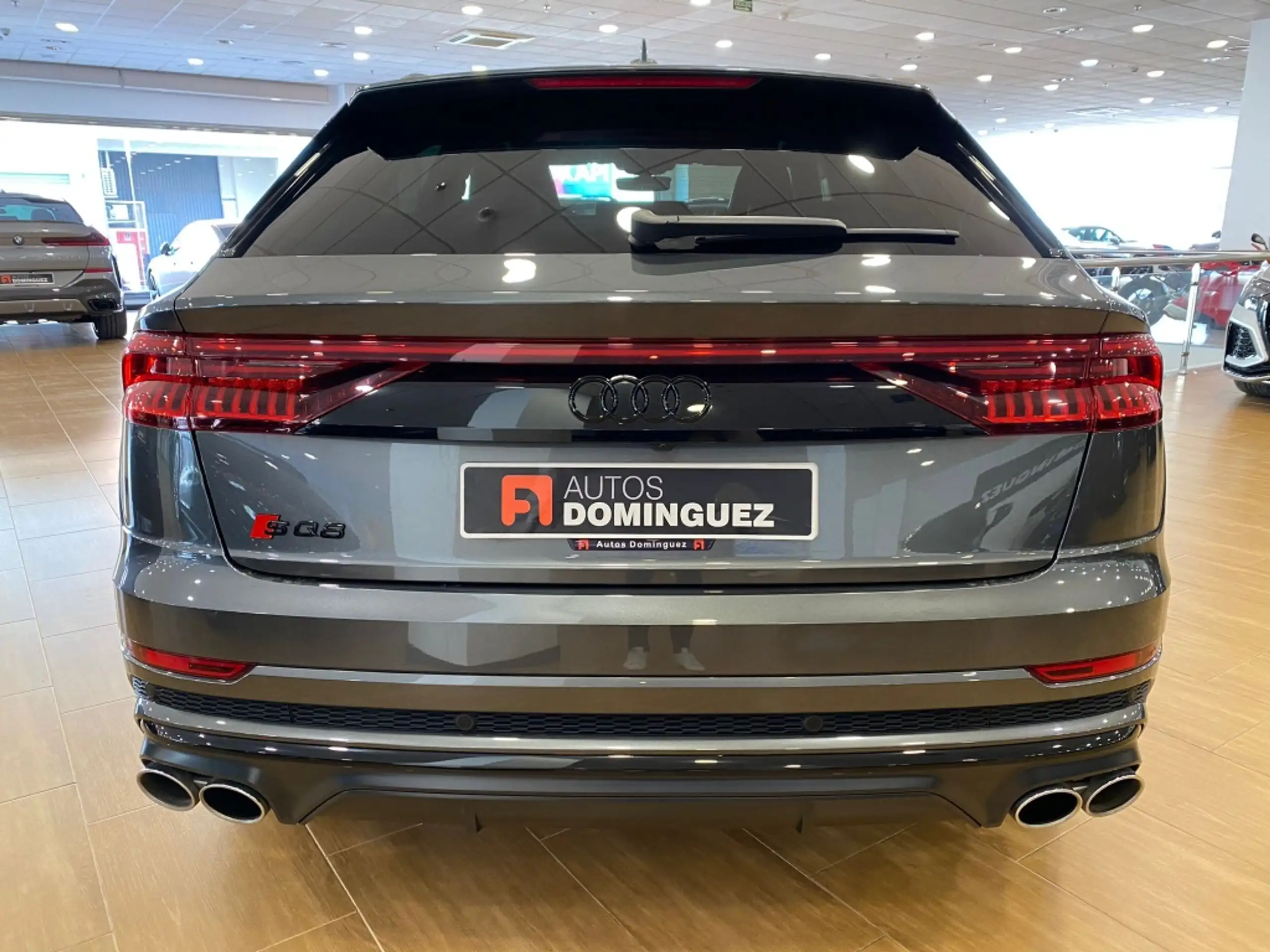 Audi - SQ8