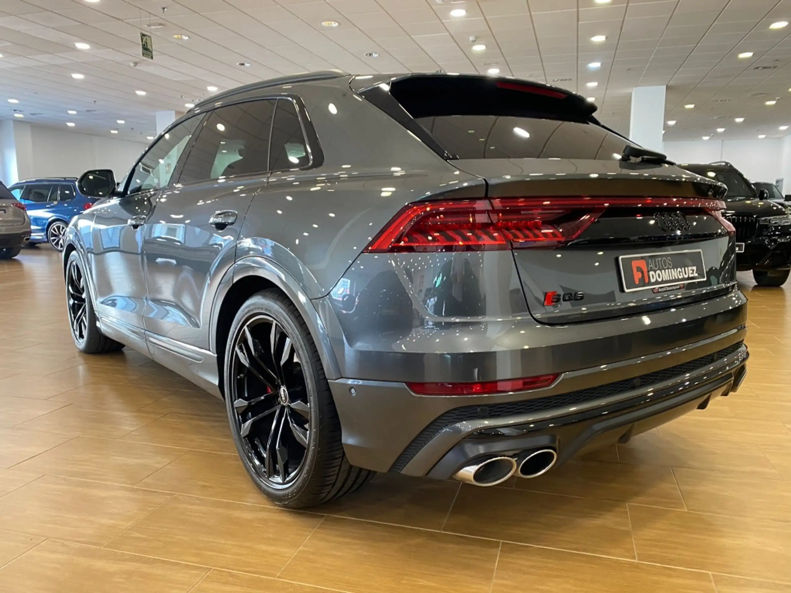 Audi - SQ8