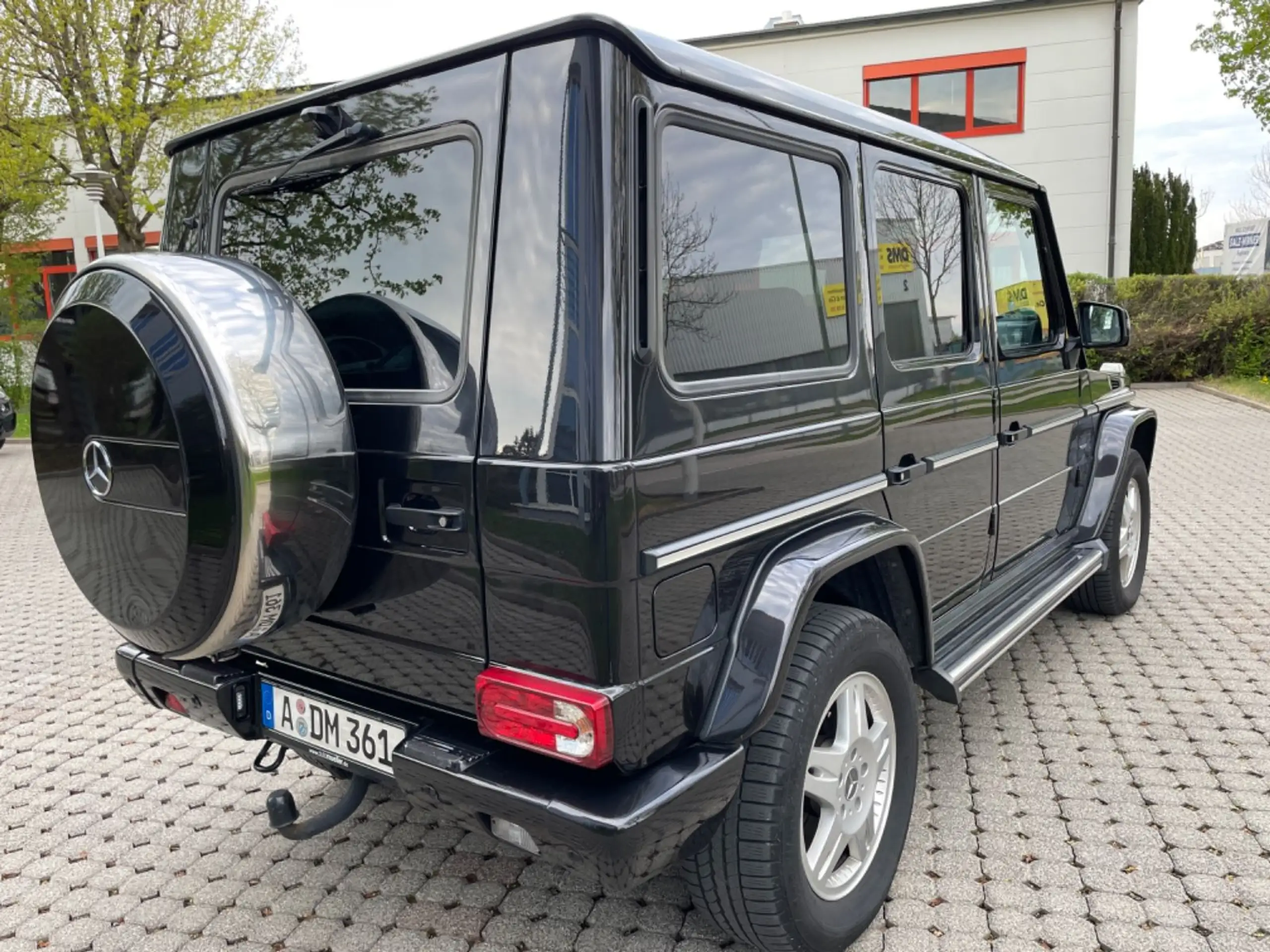 Mercedes-Benz - G 350