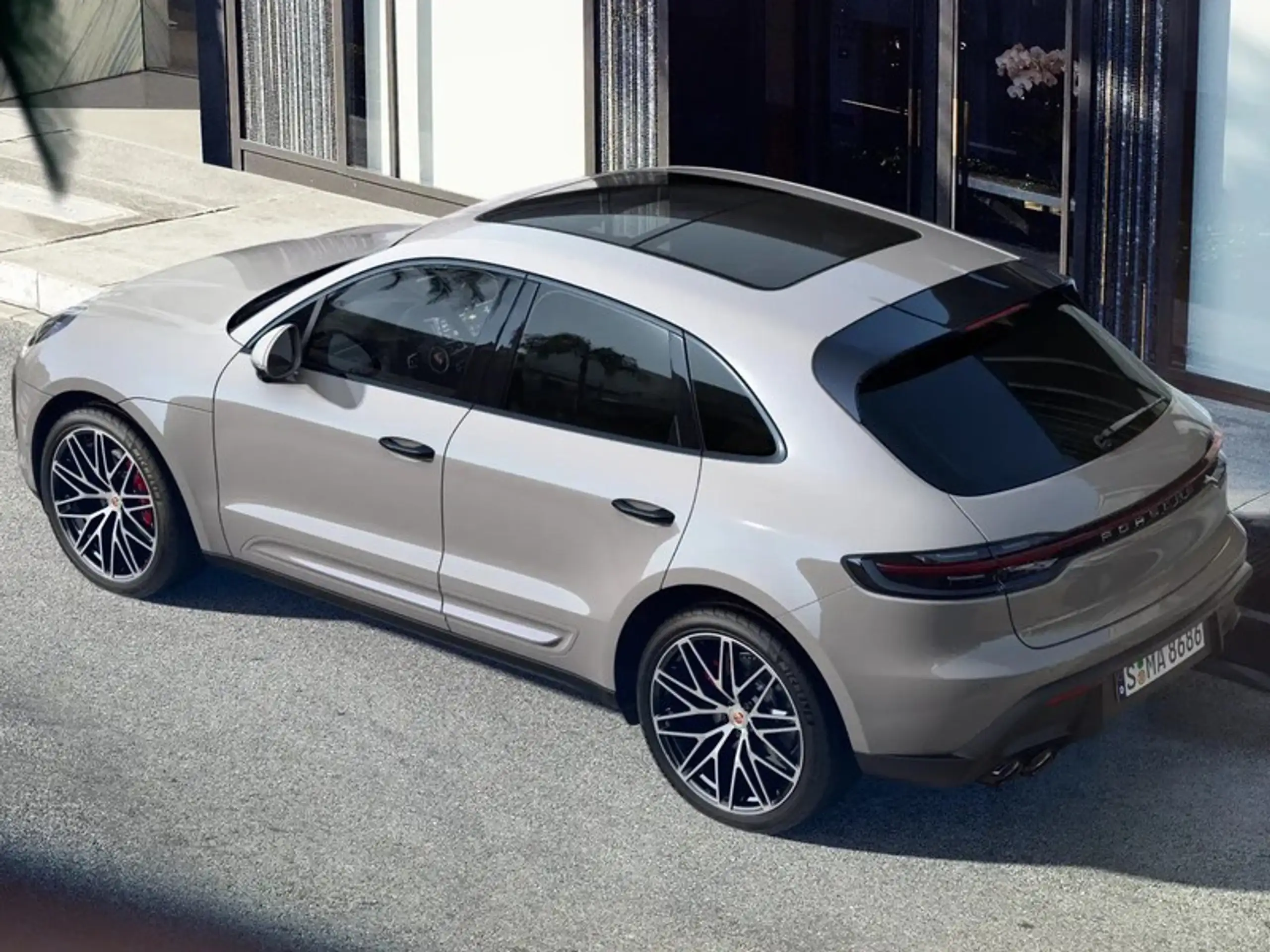 Porsche - Macan