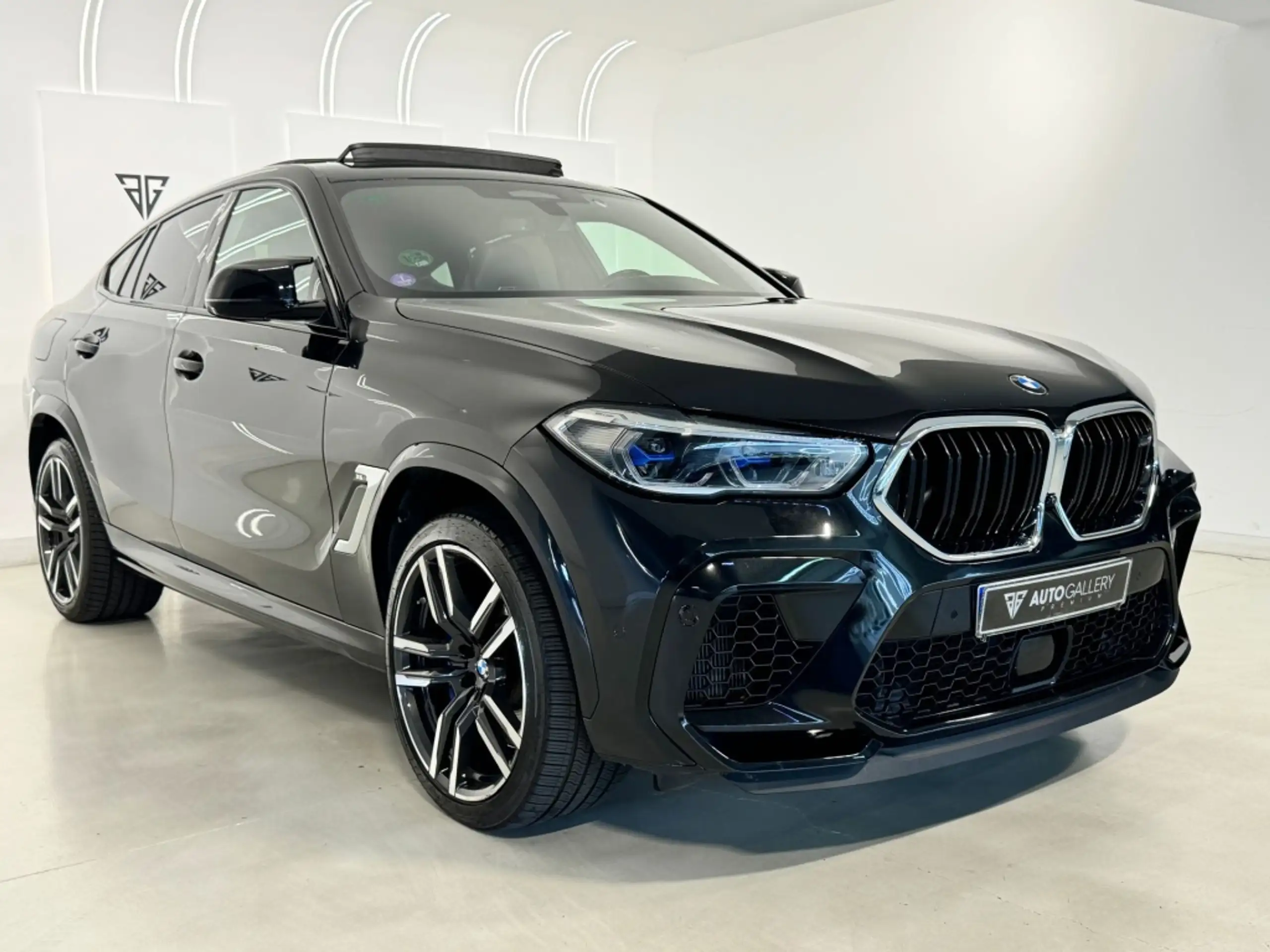 BMW - X6 M