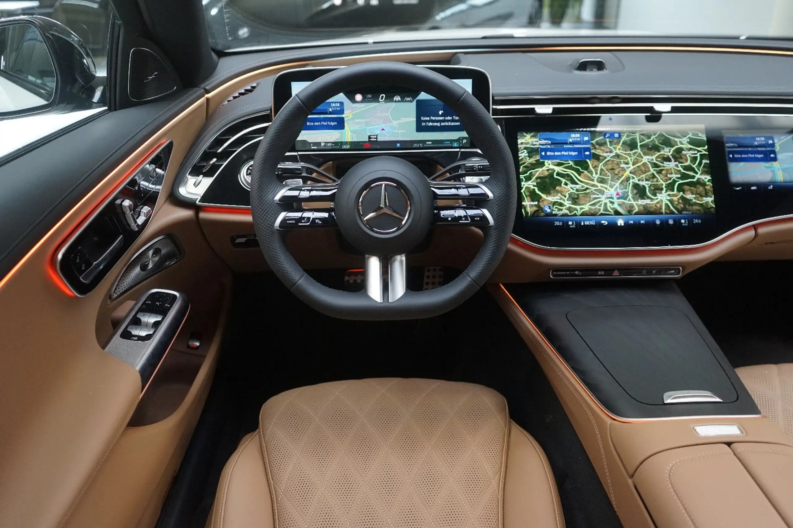 Mercedes-Benz - E 220