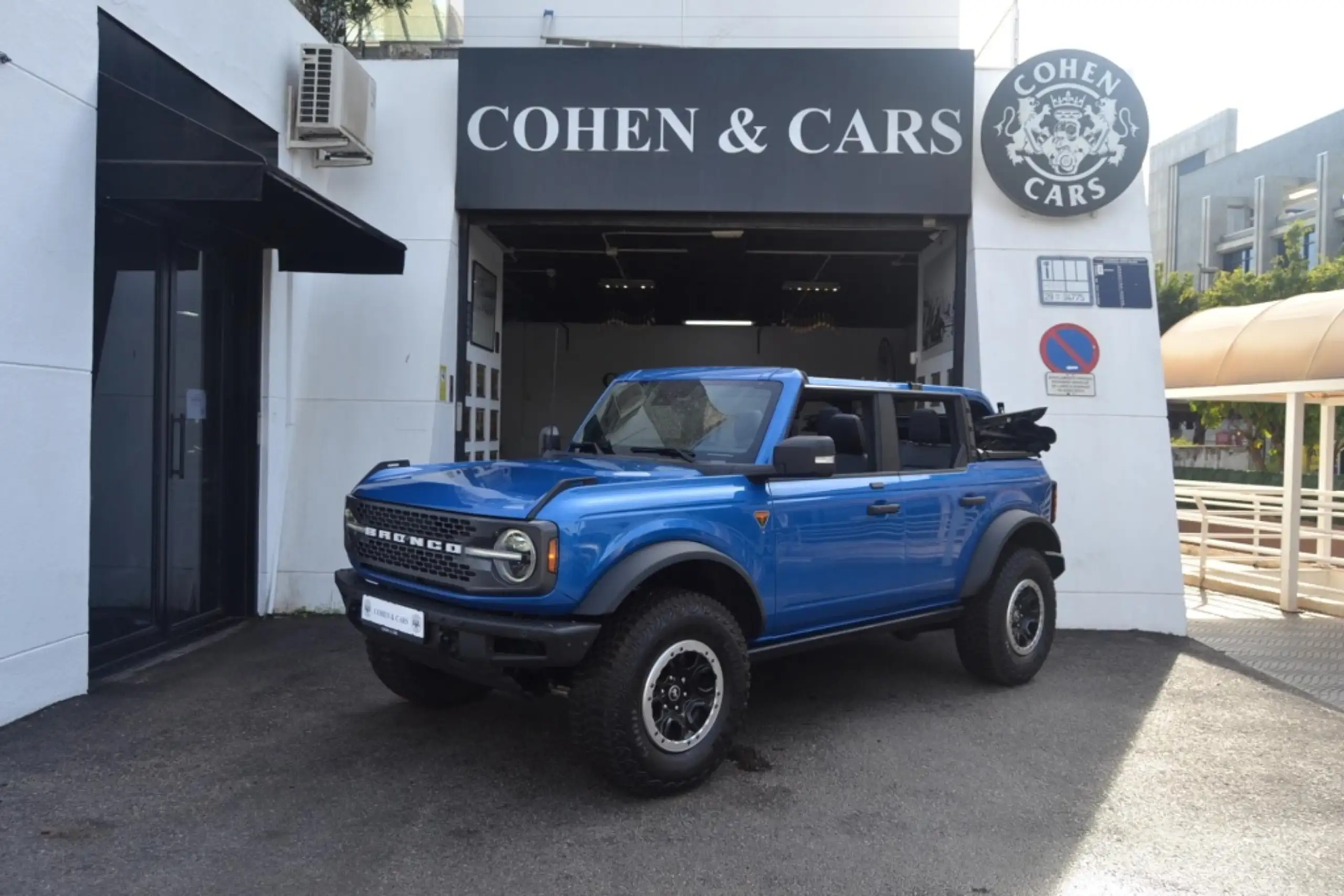 Ford - Bronco